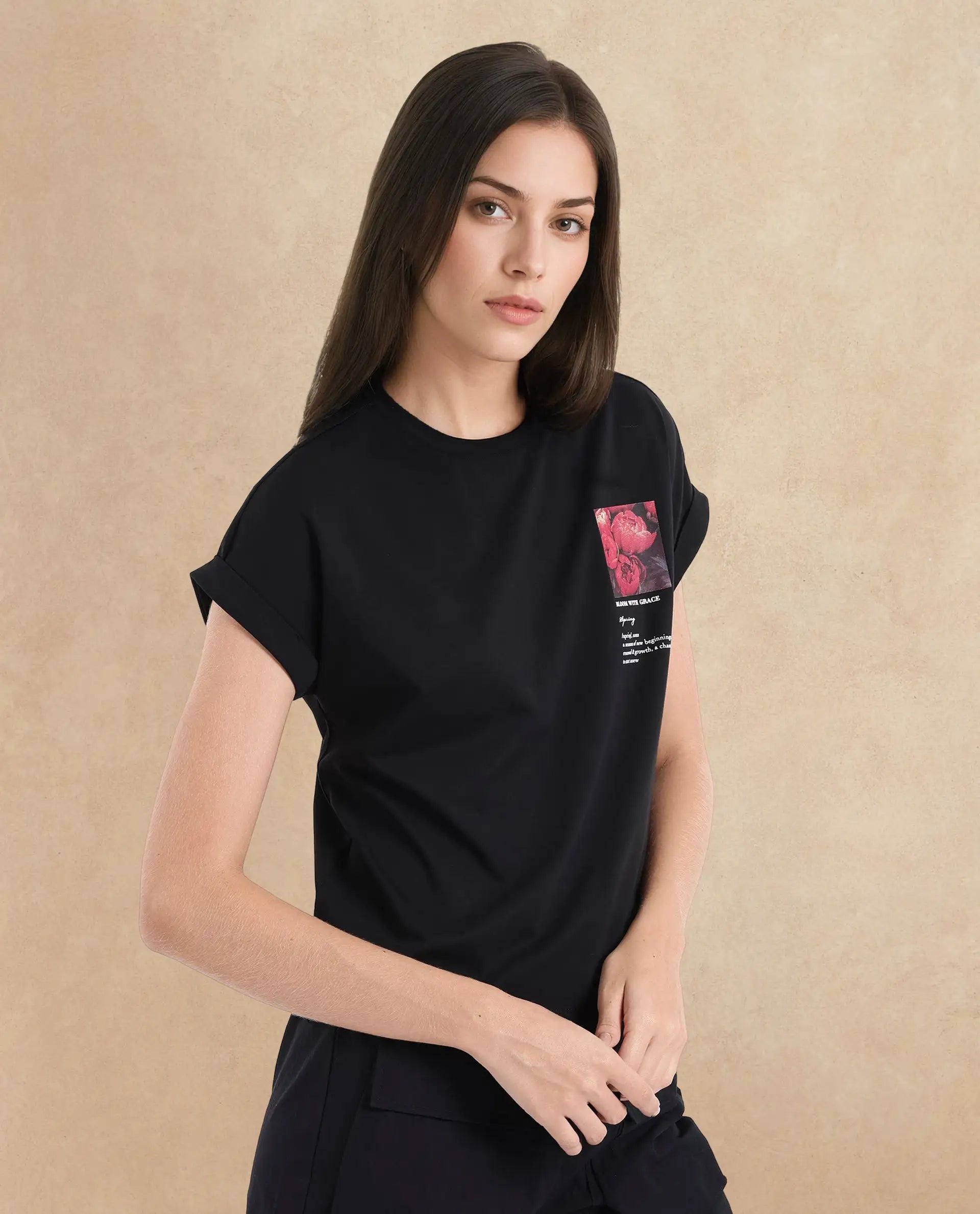 Rareism Women's Poctri Black Cotton Blend Crew Neck Graphic Print Extended Sleeves Regular Fit T-Shirt