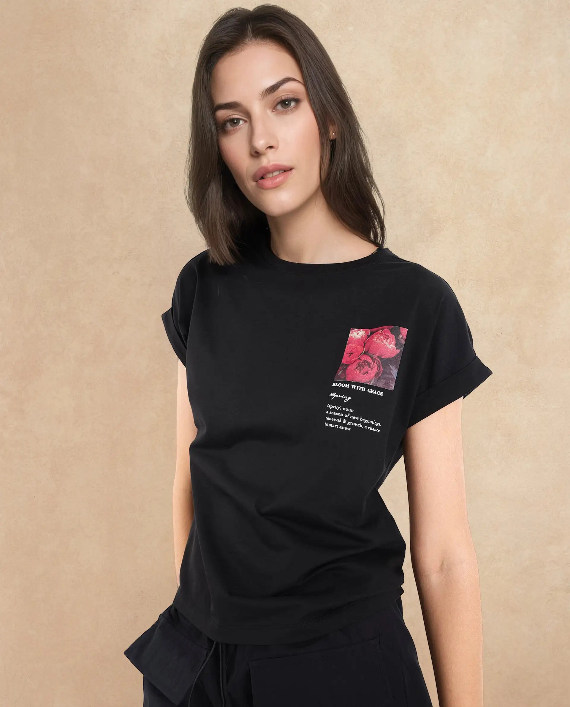 Rareism Women's Poctri Black Cotton Blend Crew Neck Graphic Print Extended Sleeves Regular Fit T-Shirt