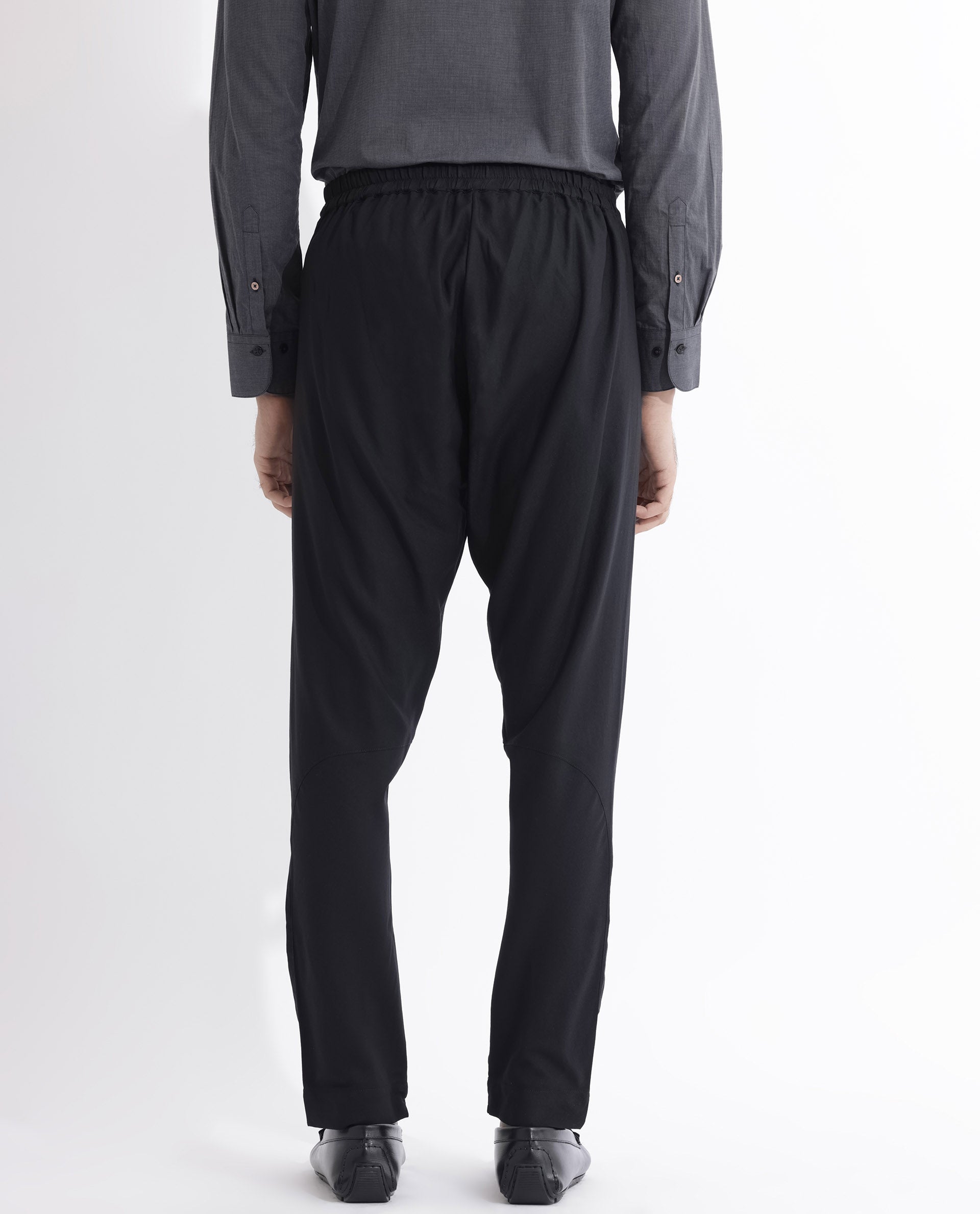 Rare Rabbit Mens Polin Black Viscose Fabric Mid Rise Regular Fit Solid Pajama