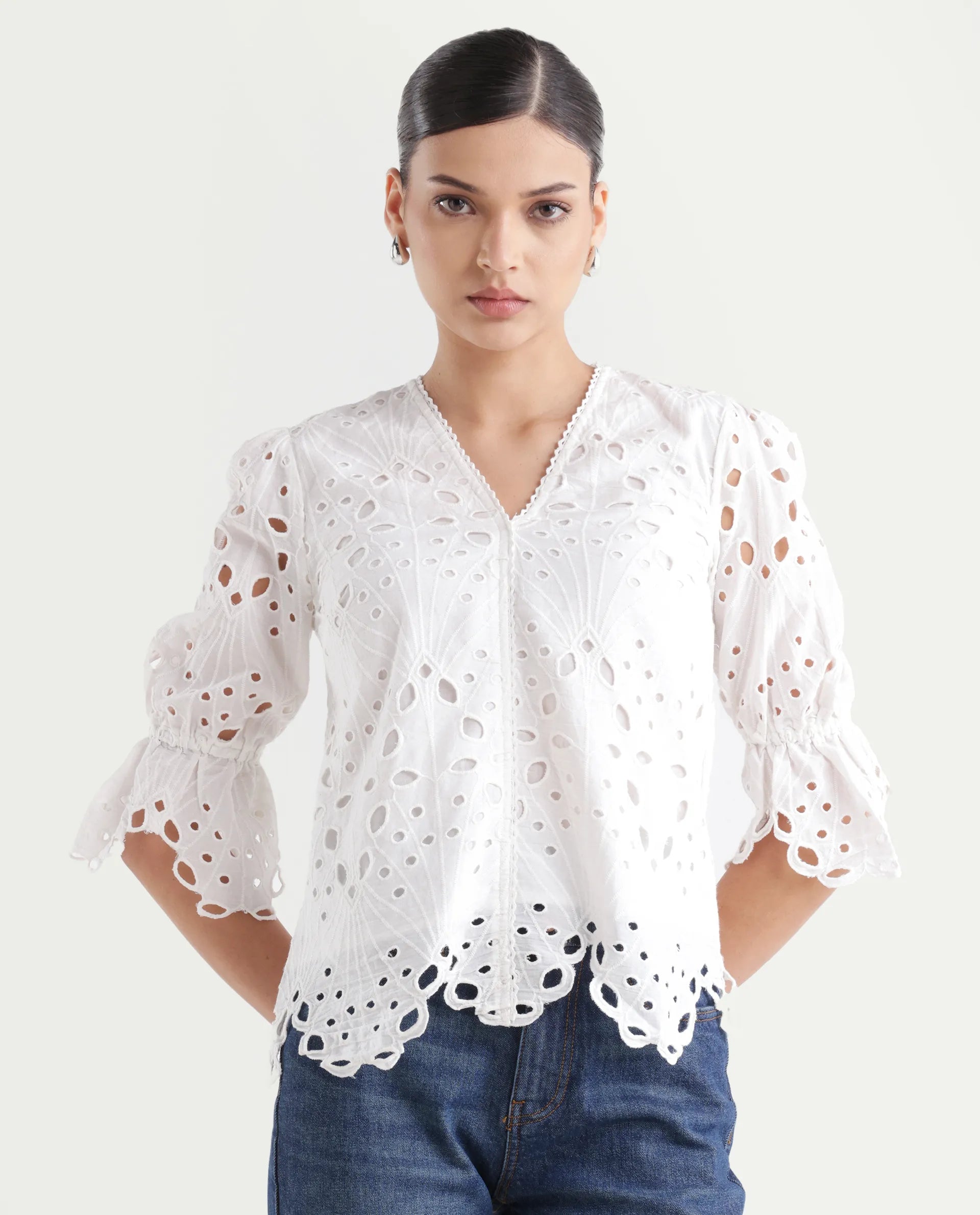 Rareism Women's Prefern White Cotton V-Neck Plain Puff Sleeves Regular Fit Top