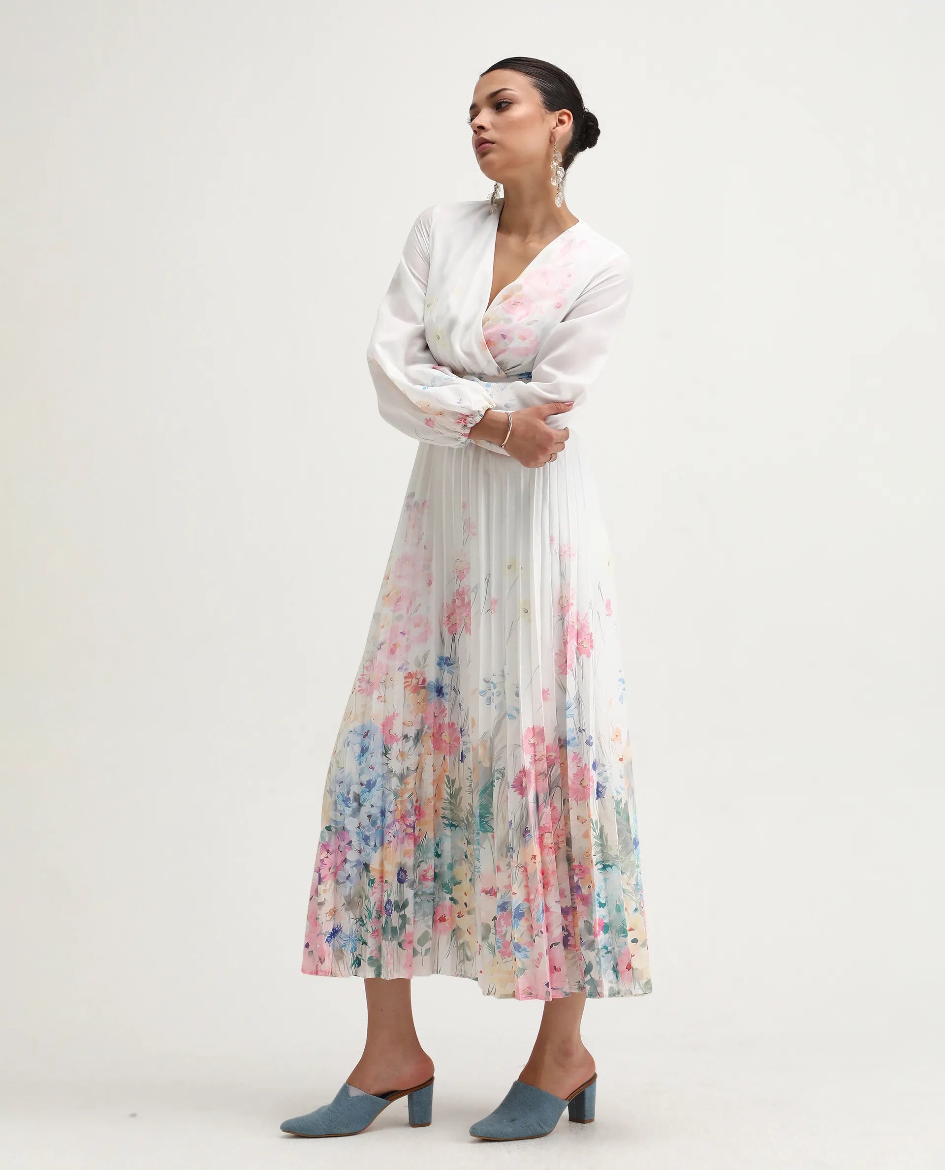 Rareism Women's Preger Multi Polyester V-Neck Floral Print Midi Fit And Flare Dress