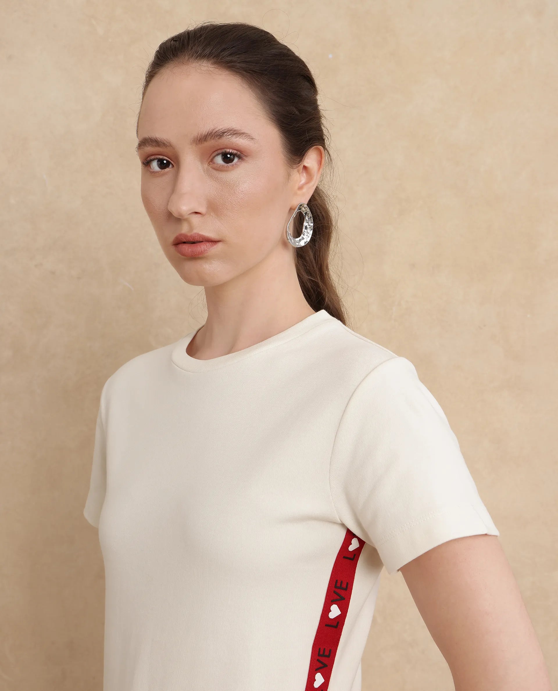 Rareism Women Prel White Cotton Fabric Short Sleeve Slim Fit Plain T-Shirt