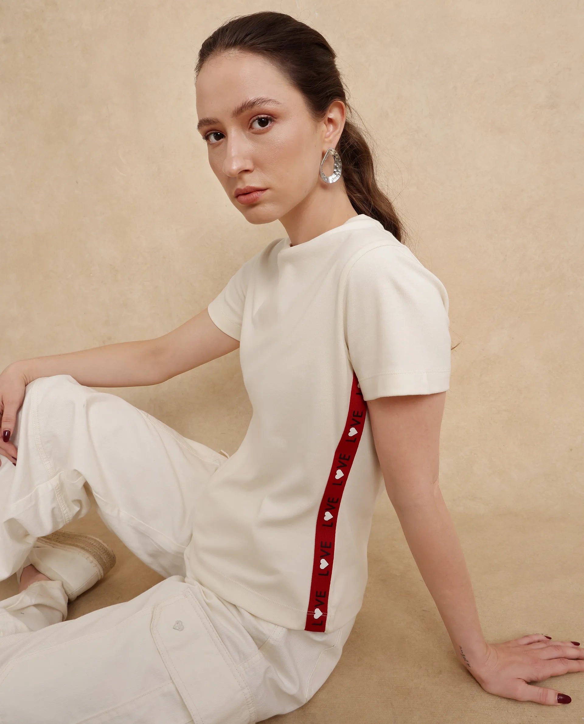 Rareism Women Prel White Cotton Fabric Short Sleeve Slim Fit Plain T-Shirt