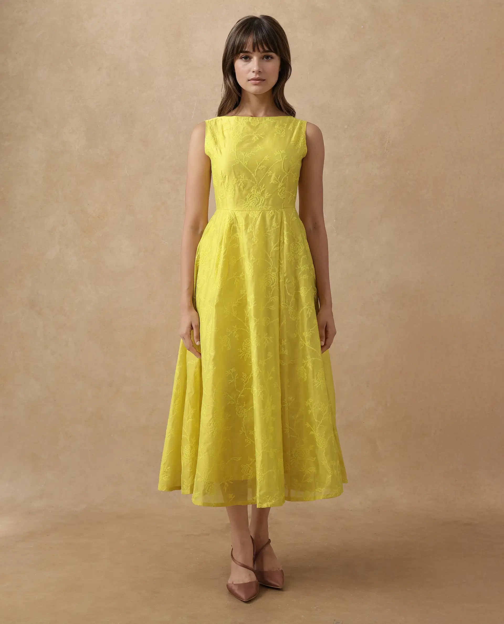 Rareism Women's Prero Green Viscose Blend Boat Neck Plain Sleeveless Midi A-Line Dress