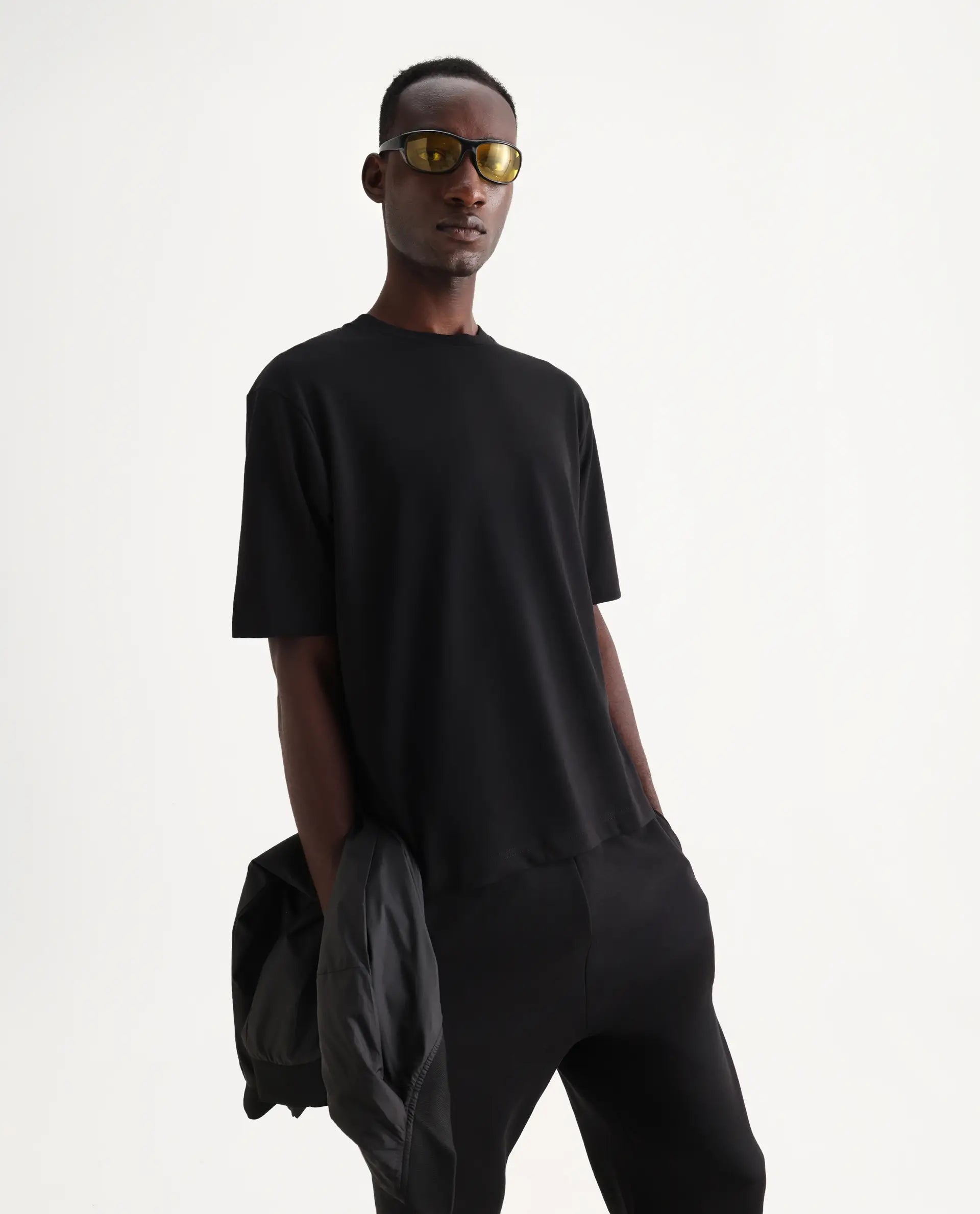 Rare Rabbit Men's Qlo Black Cotton Blend Plain Oversized Fit Half Sleeve Crew Neck T-Shirt