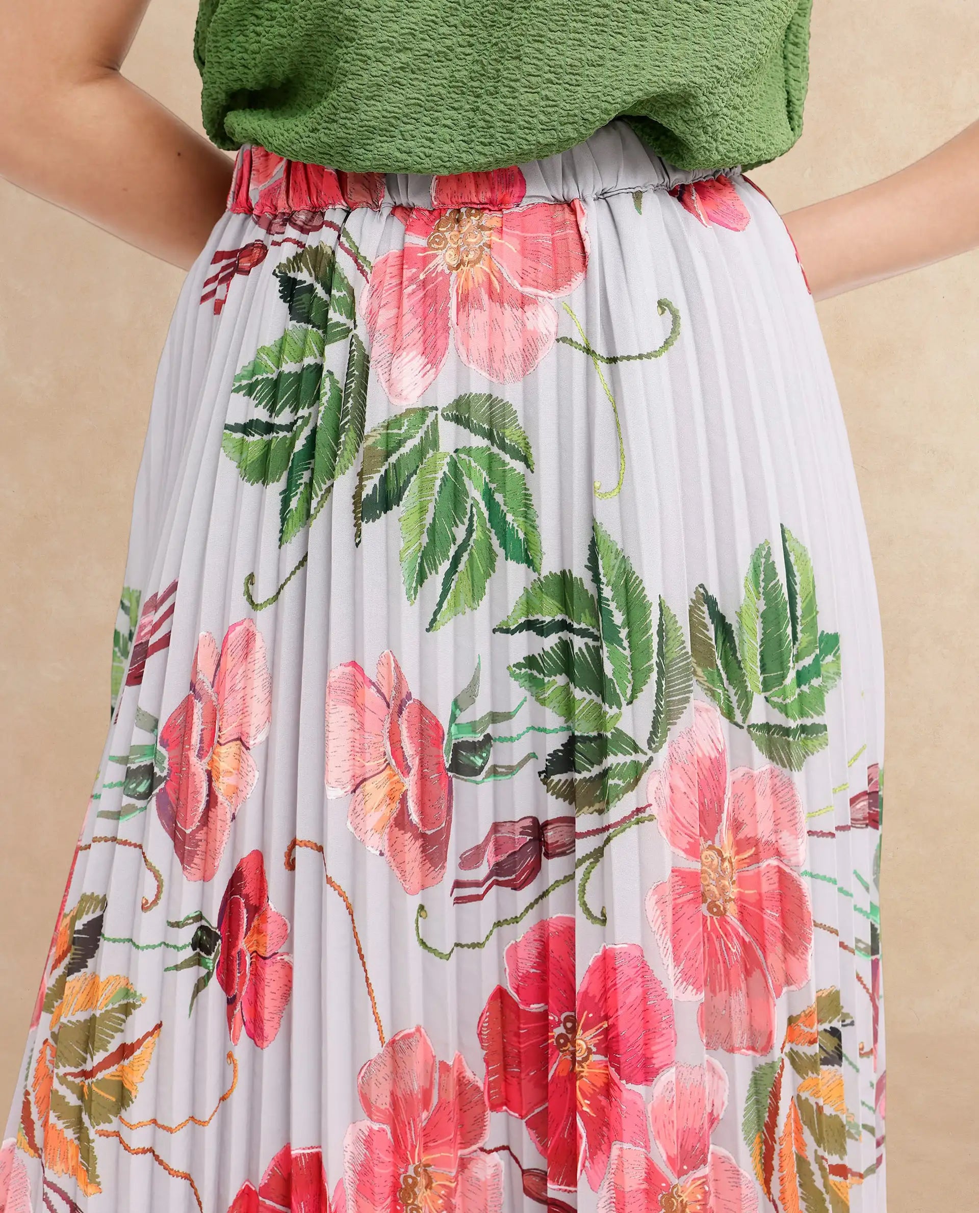 Rareism Women Rango Multi Flared Floral Print Maxi pleated Skirt