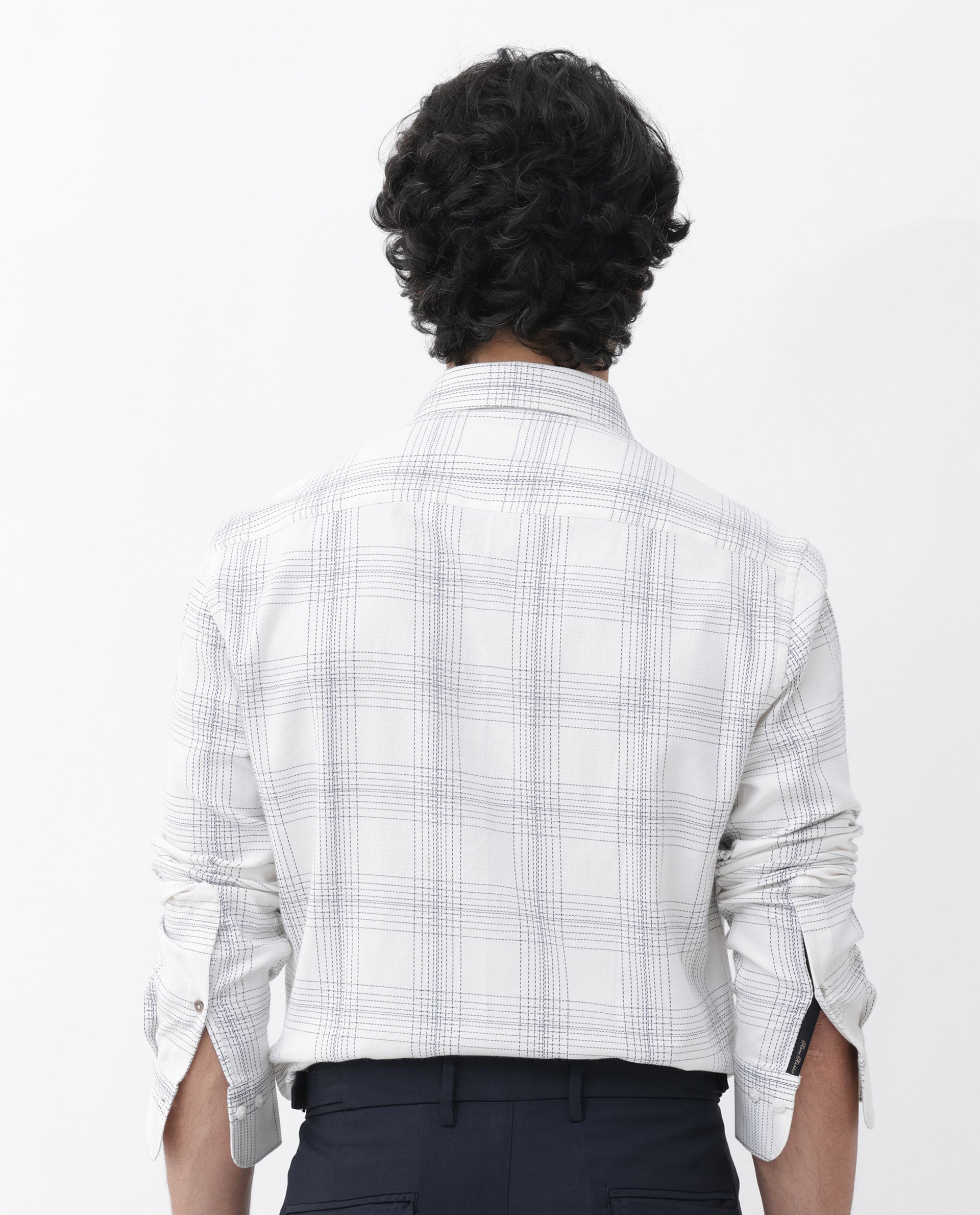 Rare Rabbit Mens Raul White Cotton Fabric Full Sleeves Checks Shirt