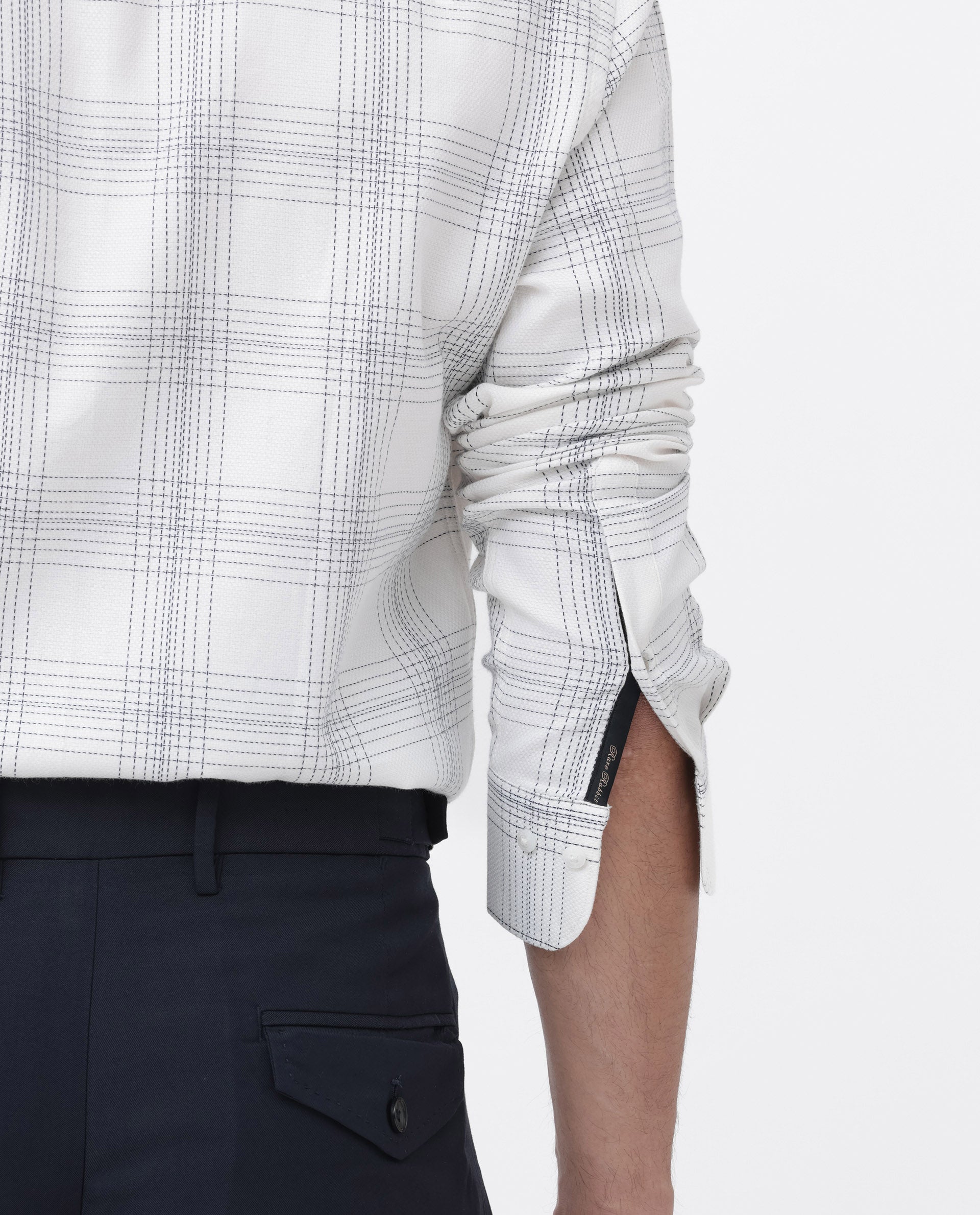 Rare Rabbit Mens Raul White Cotton Fabric Full Sleeves Checks Shirt