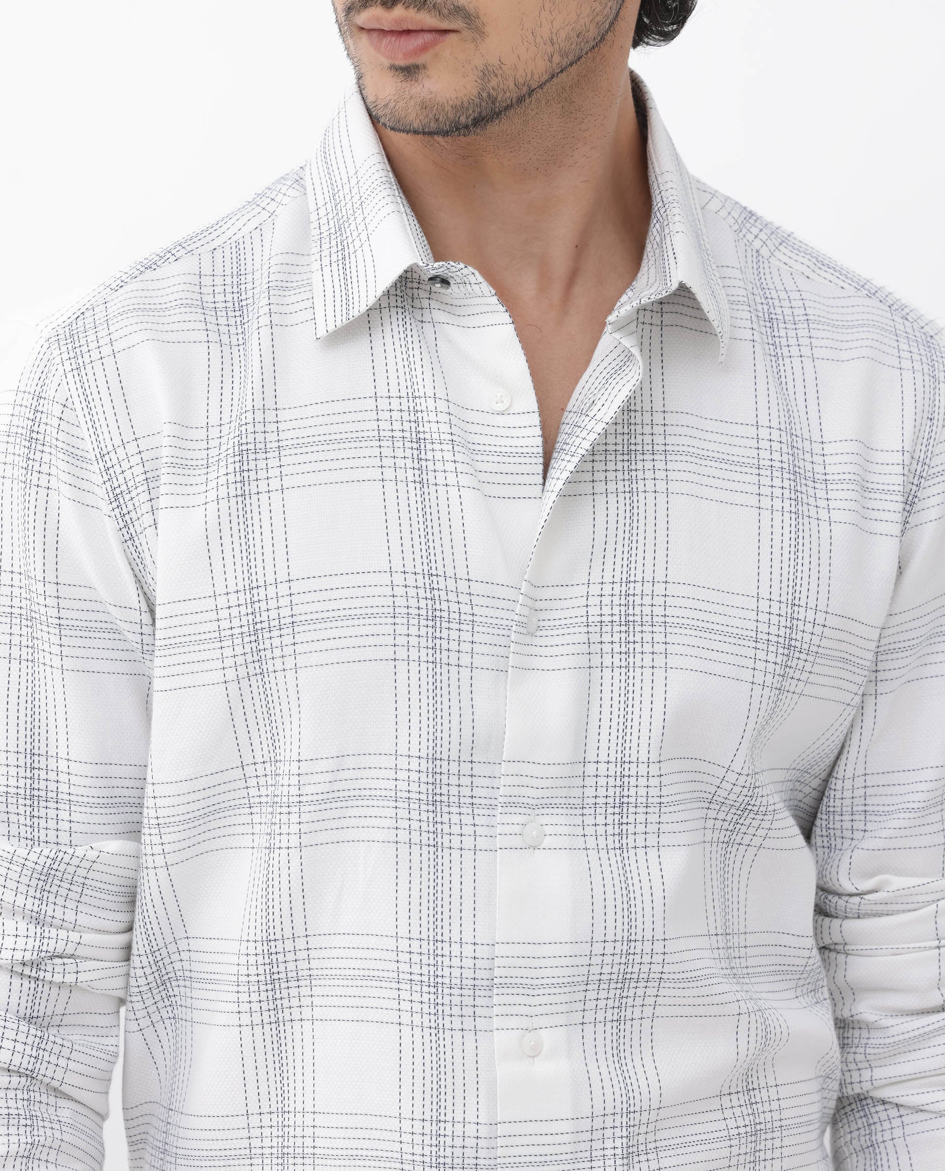 Rare Rabbit Mens Raul White Cotton Fabric Full Sleeves Checks Shirt