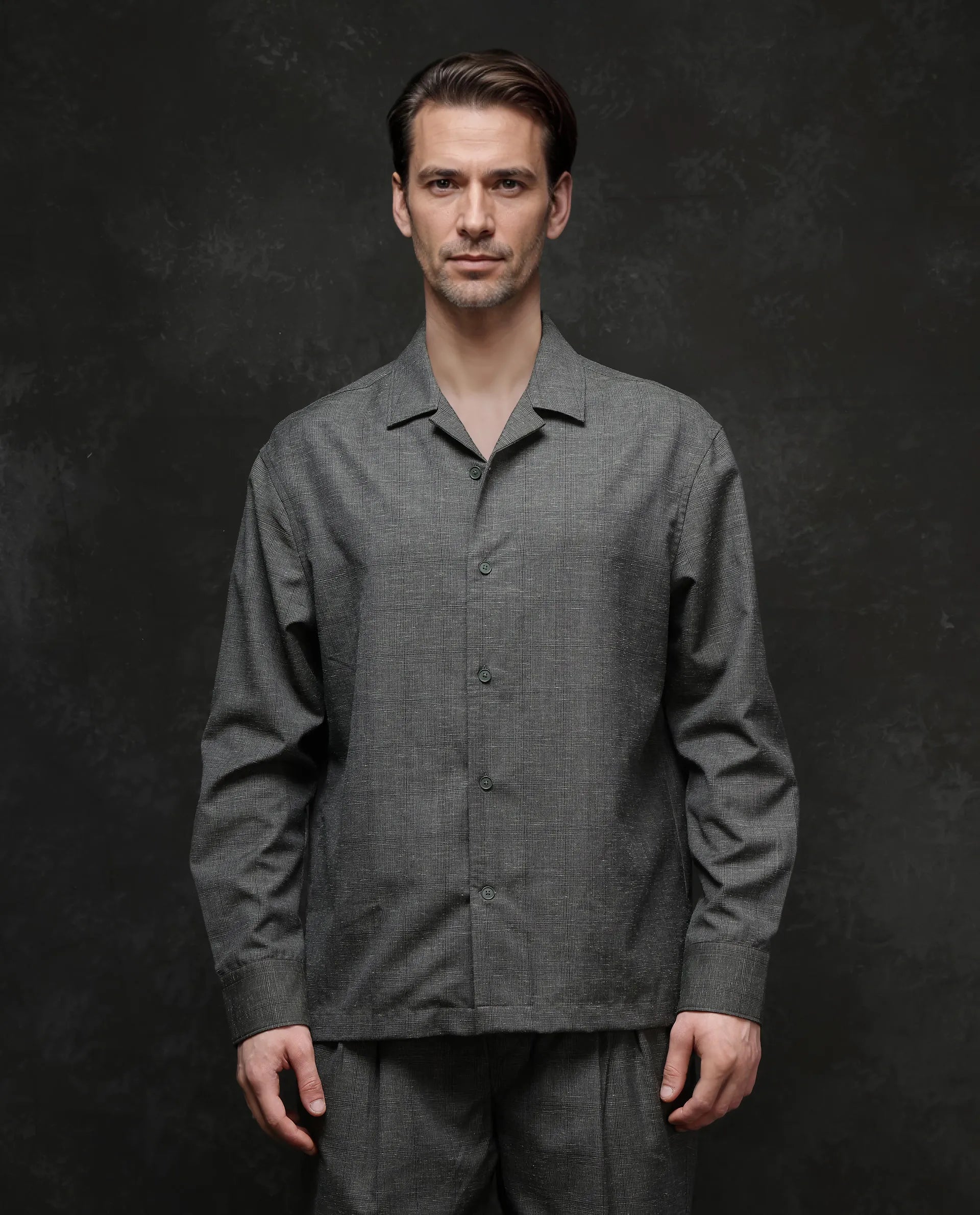 Rare Rabbit Men Reno Dark Green Full Sleeve Collared Neck Button Closure Regular Fit Checks Shirt