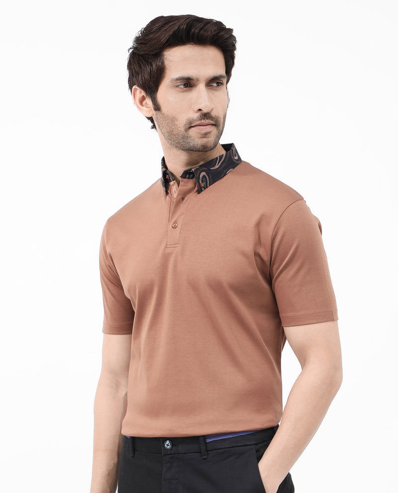 Rare Rabbit Men's Rings Dusky Brown Cotton Fabric Short Sleeves Collared Neck Solid Polo T-shirt