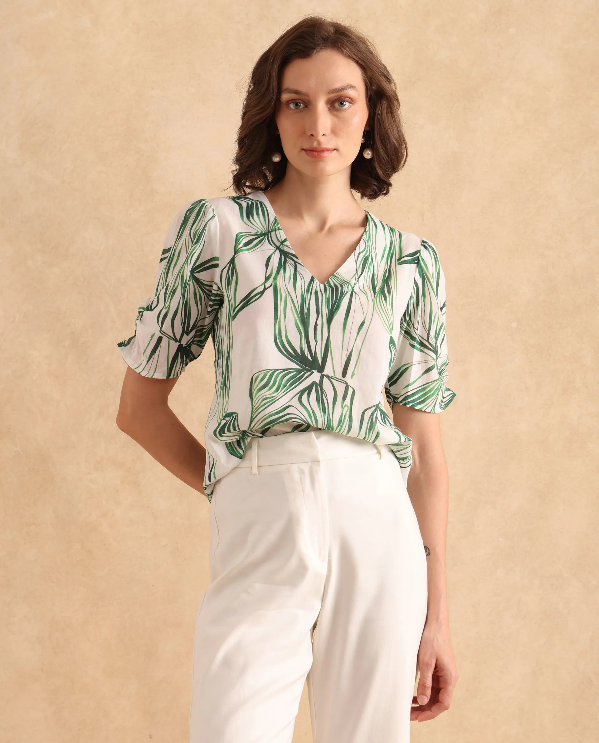 Rareism Women's Riter Green Cotton V-Neck Plain Puff Sleeve Regular Fit Top