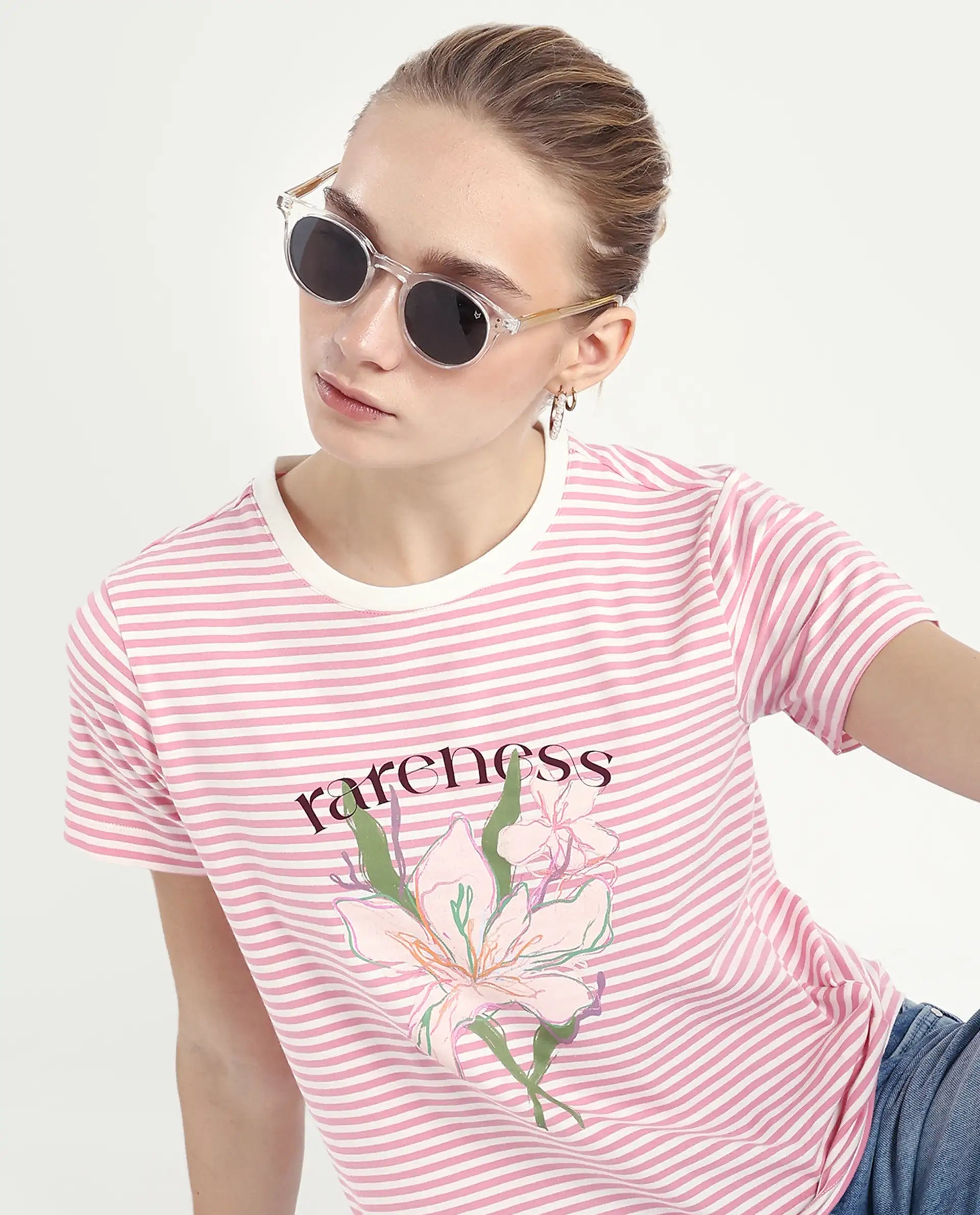 Rareism Women's Robbin Light Pink Cotton Blend Crew Neck Graphic Print Regular Fit T-Shirt