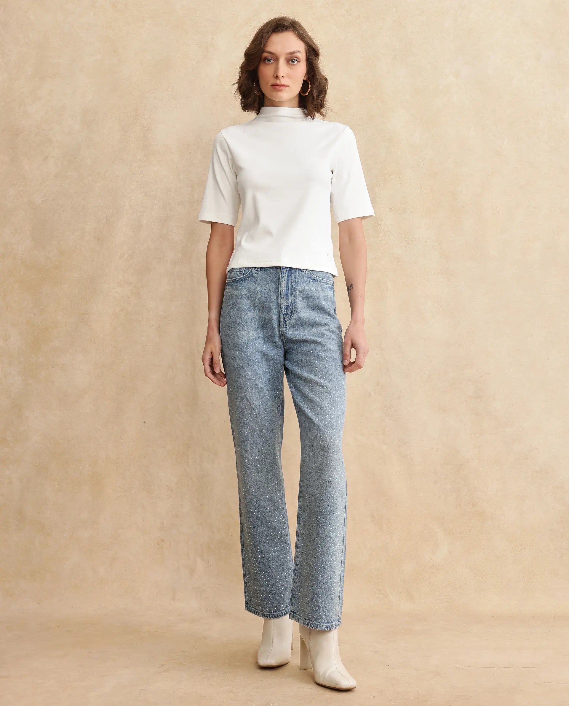 Rareism Women Rohdrio Off White Knitted Plain Top