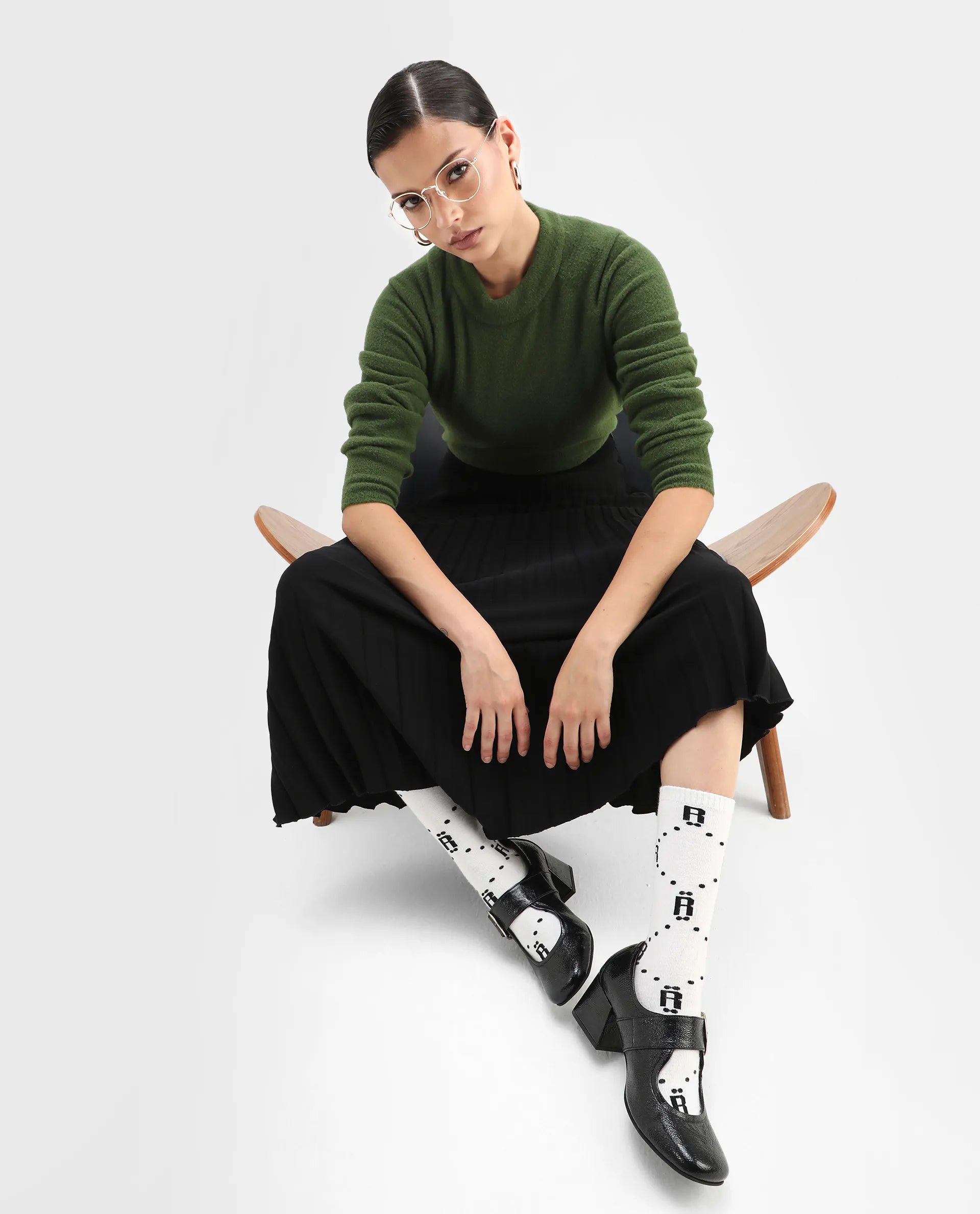 Rareism Women's Roho Dark Green Nylon Crew Neck Relaxed Fit Sweater