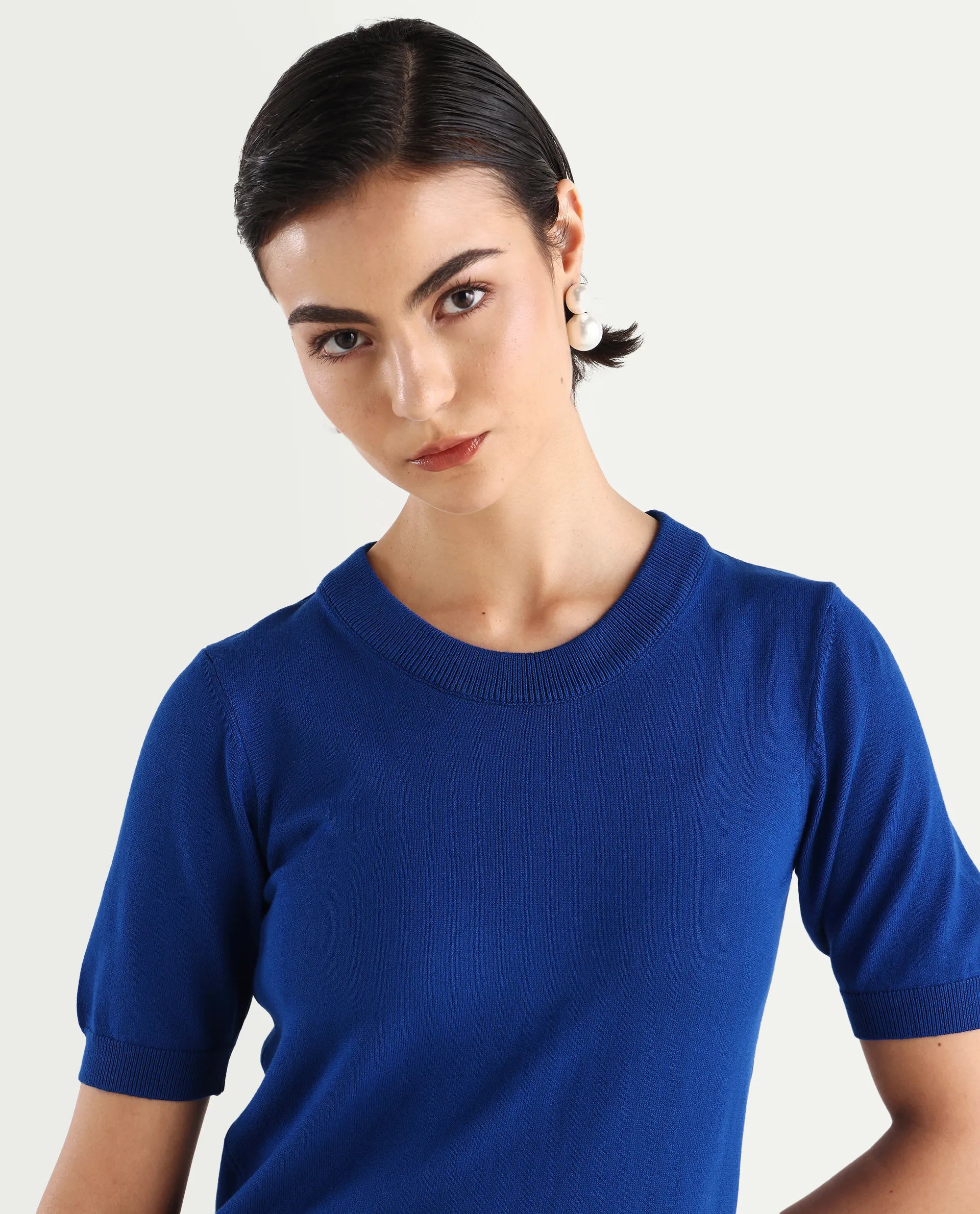 Rareism Women's Rohrdo Flouroscent Blue Viscose Crew Neck Plain Regular Fit Sweater