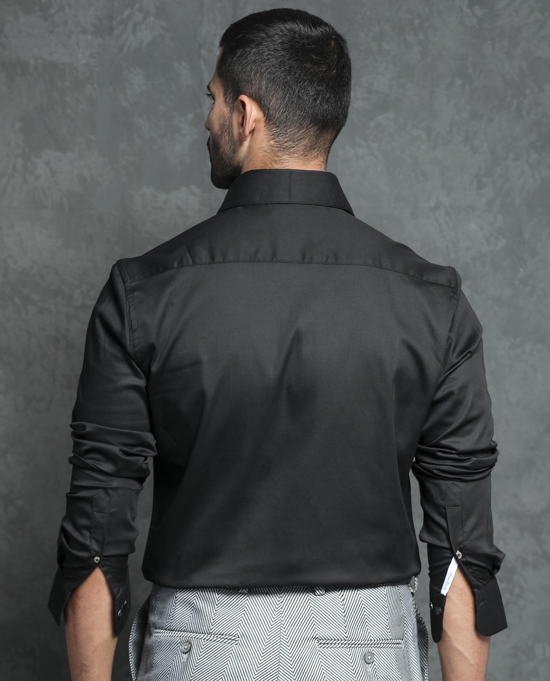 Rare Rabbit Men's Ronas Black Cotton Fabric Full Sleeves Solid Shirt