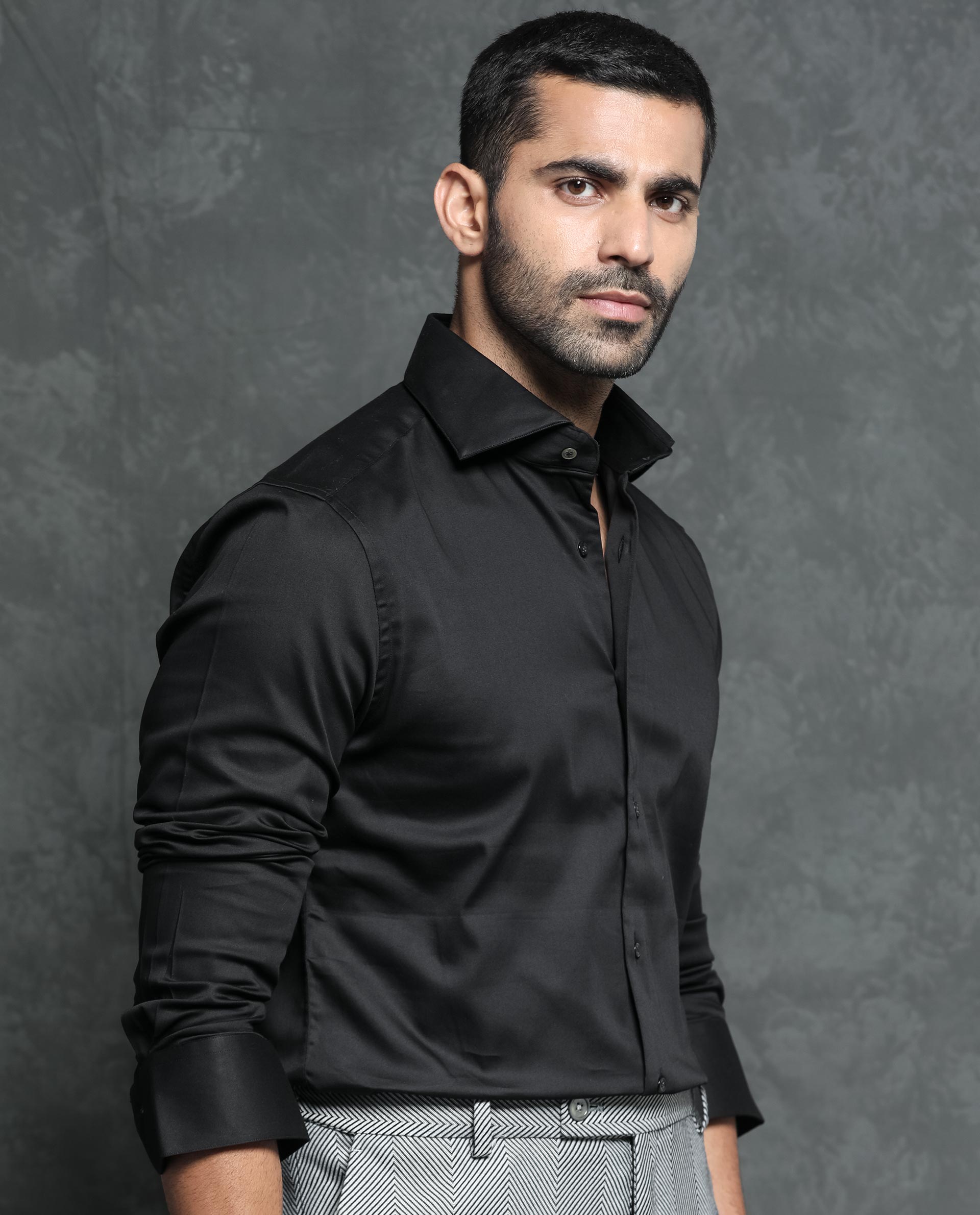 Rare Rabbit Men's Ronas Black Cotton Fabric Full Sleeves Solid Shirt