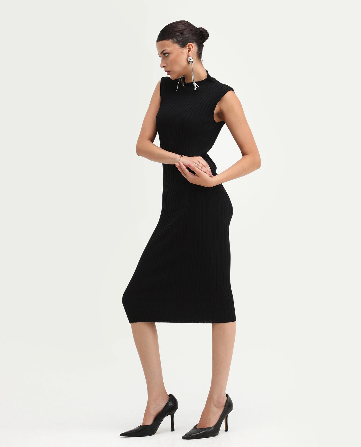 Rareism Women's Ronfa Black Viscose Blend High Neck Plain Sleeveless Midi Bodycon Dress