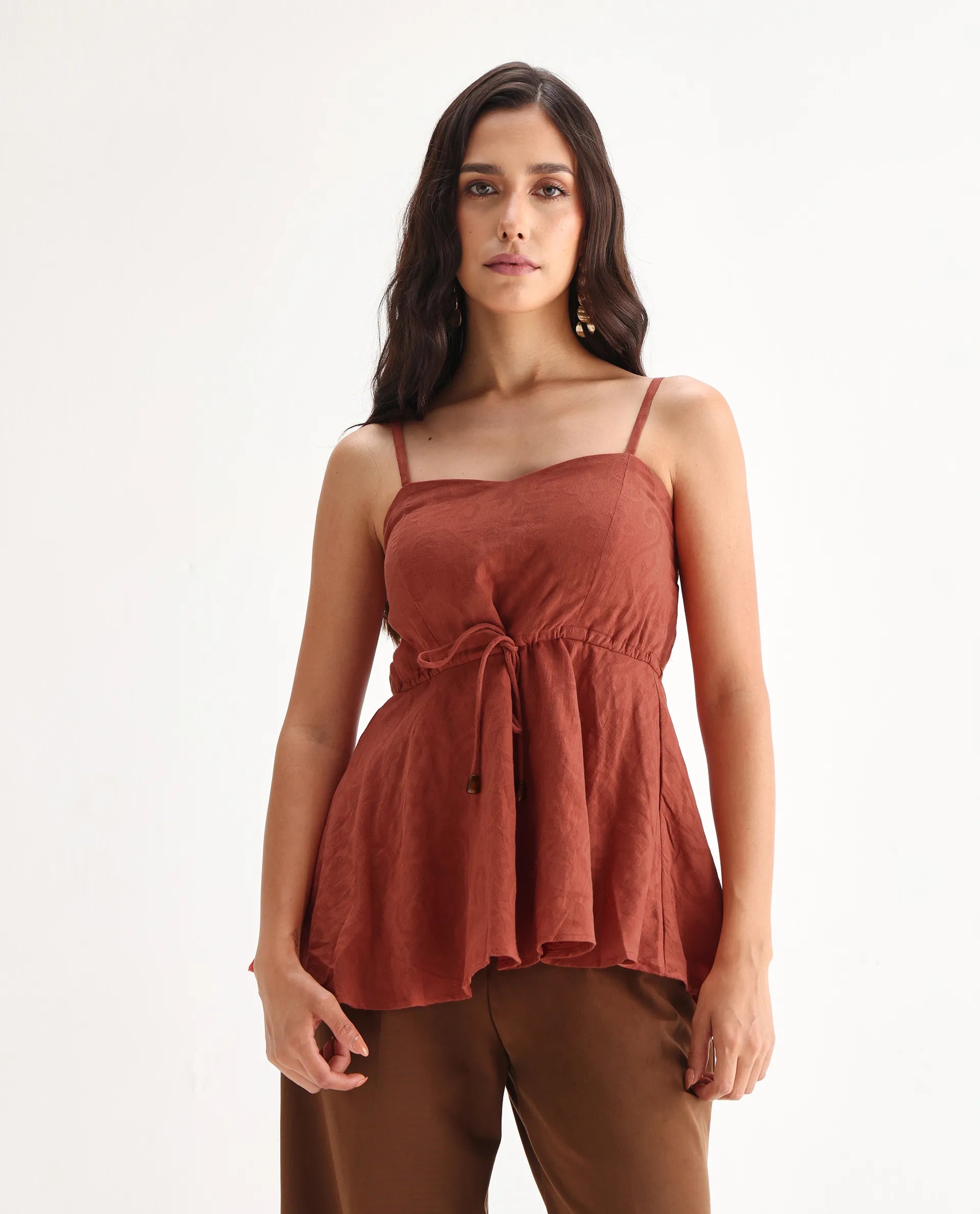 Rareism Women's Ronk Rust Cotton Sweetheart Neck Plain Sleeveless Crop Fit And Flare Top