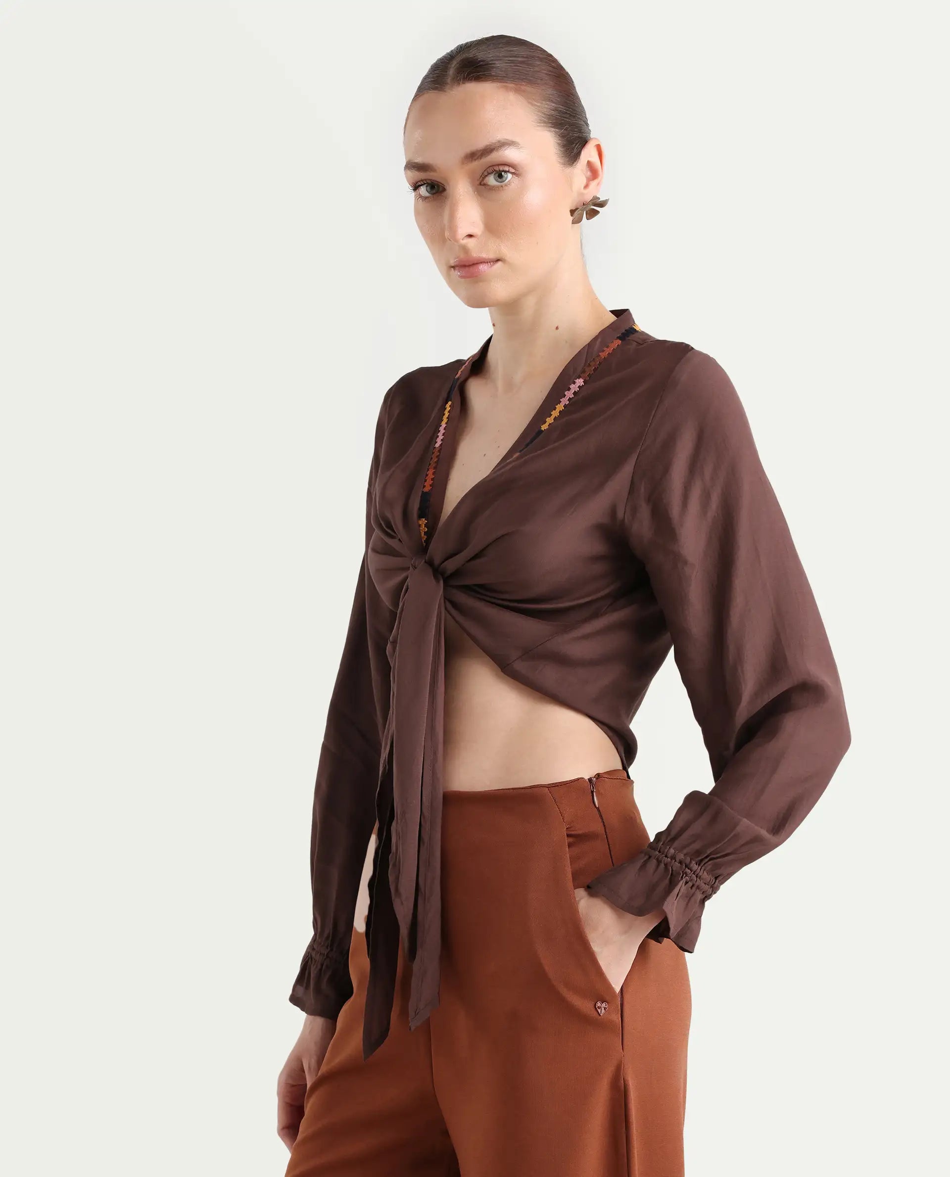 Rareism Women's Ronoko Brown Viscose Blend Collarless Plain Bishop Sleeve Regular Fit Shrug