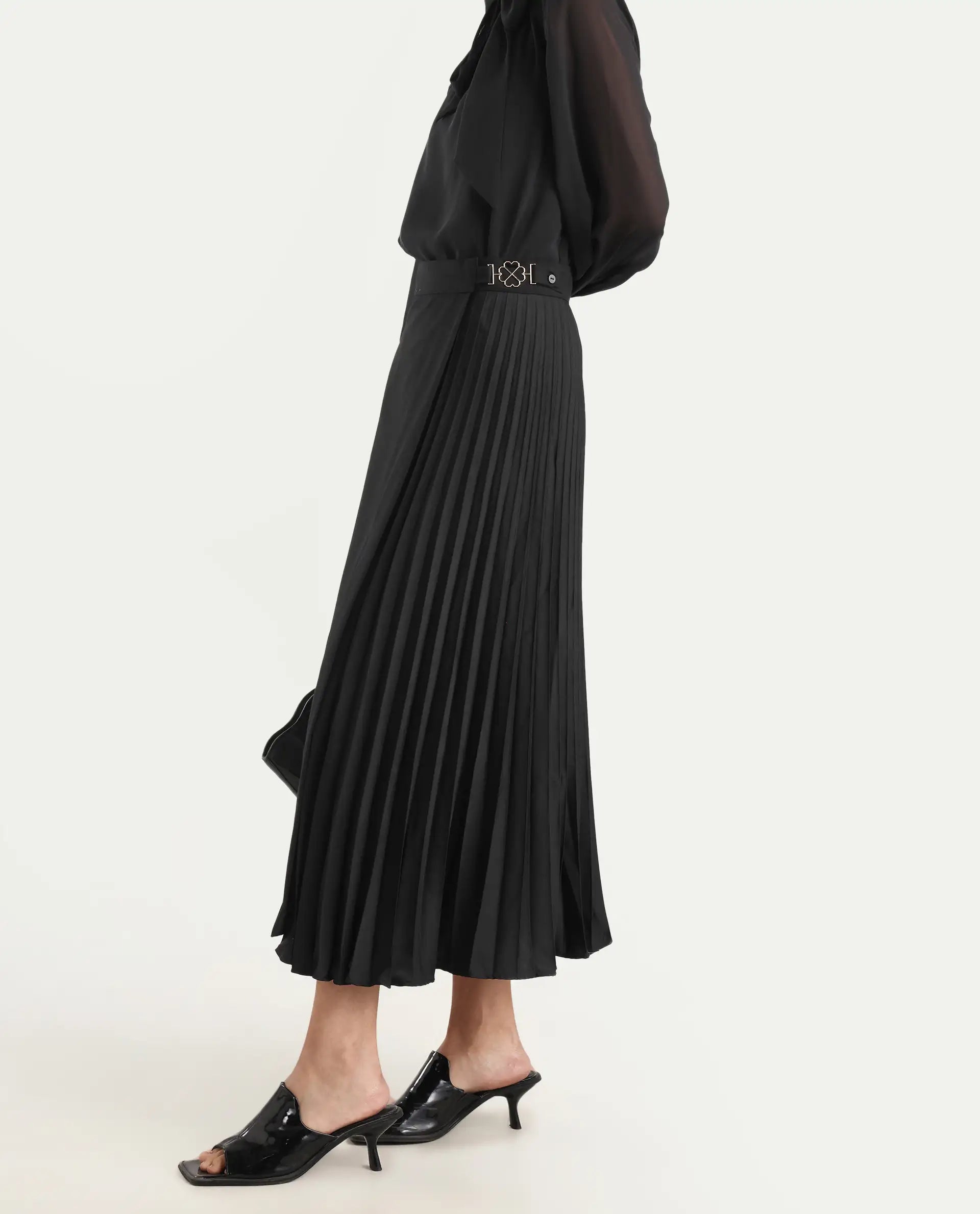 Rareism Women's Ronwiz Black Polyester Blend Plain Midi A-Line Skirt