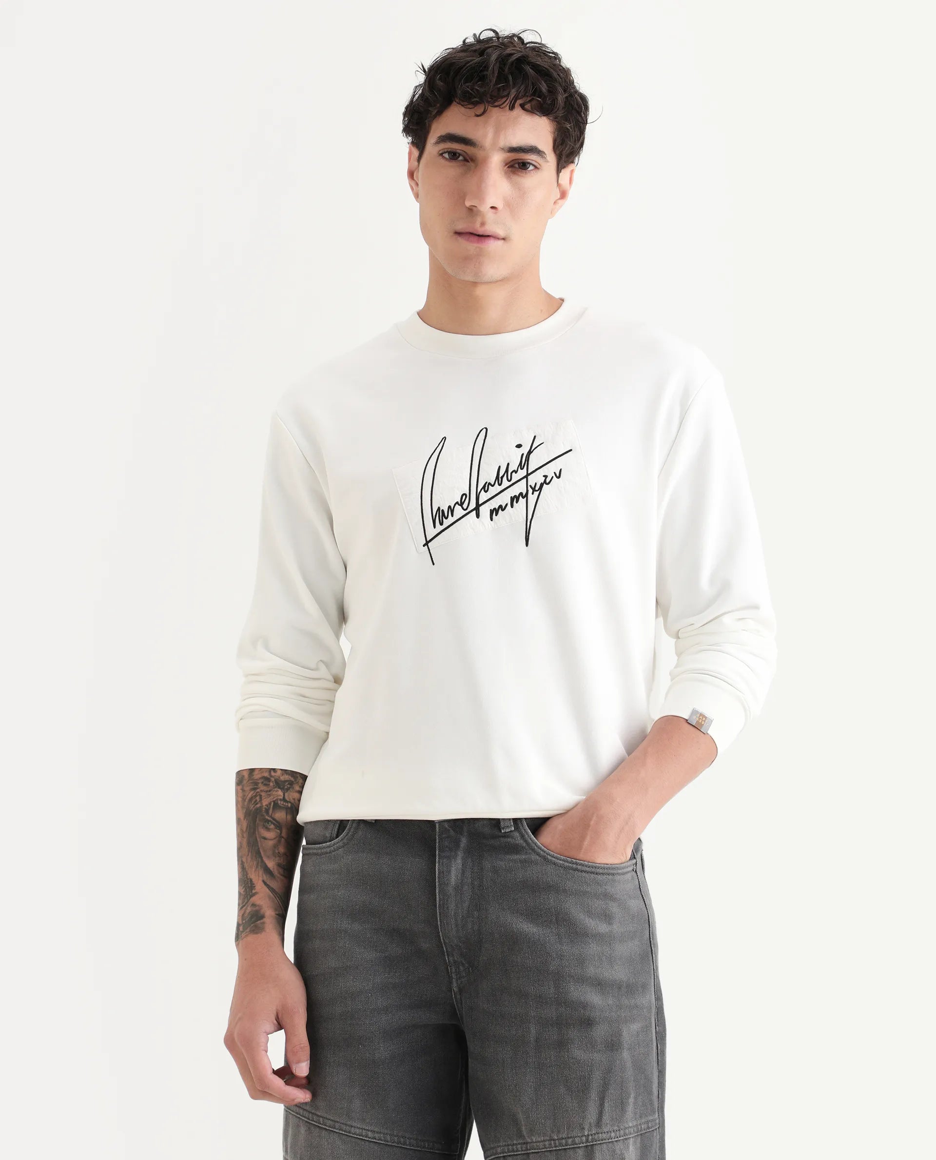 Rare Rabbit Men's Raydon Off White Cotton Graphic Print Regular Fit Full Sleeve Crew Neck Sweatshirt