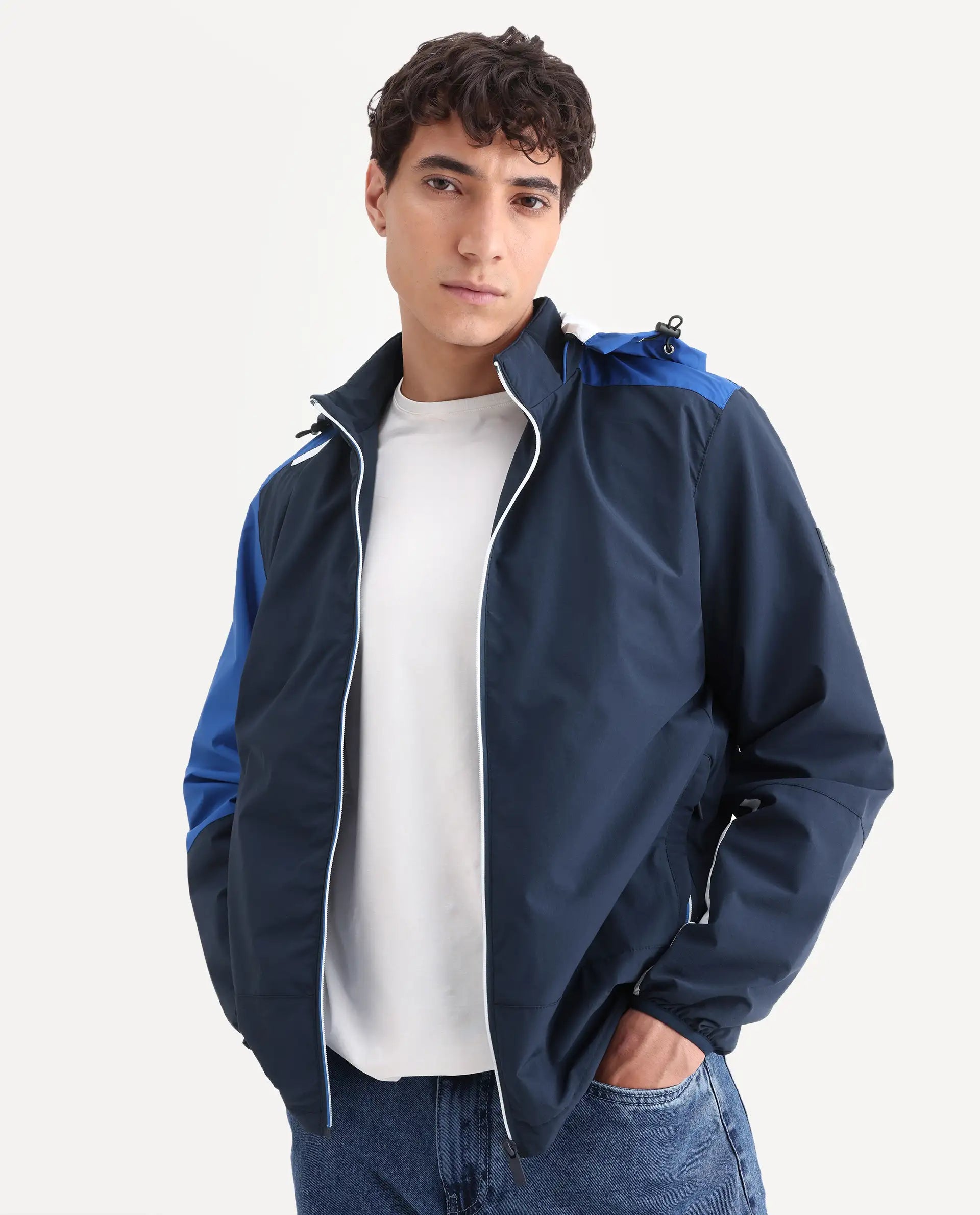 Rare Rabbit Men's Wando Dark Blue Polyester Blend Ombre Regular Fit Full Sleeve Hooded Jacket