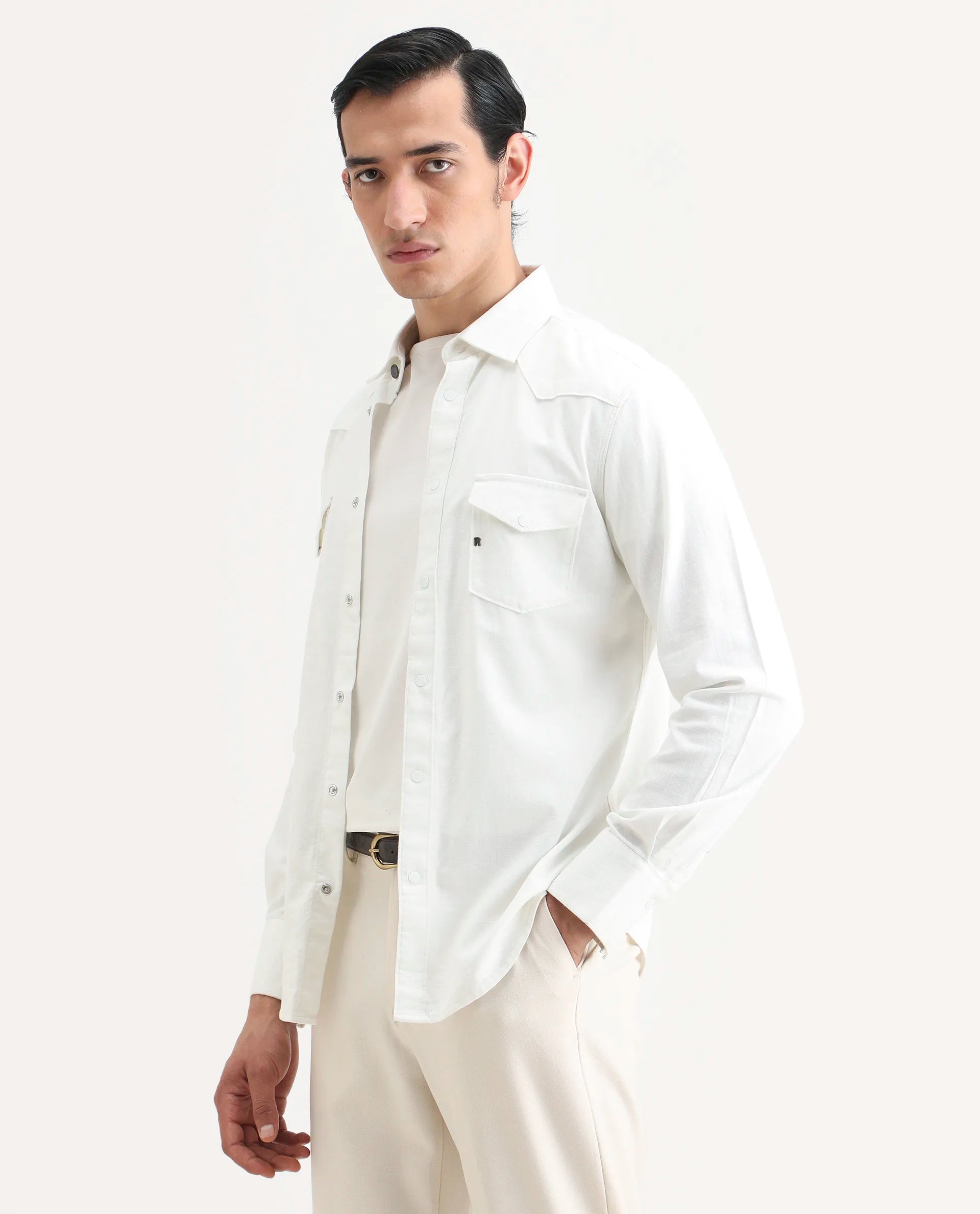 Rare Rabbit Men's Taison-25 White Cotton Plain Regular Fit Full Sleeve Collared Shirt