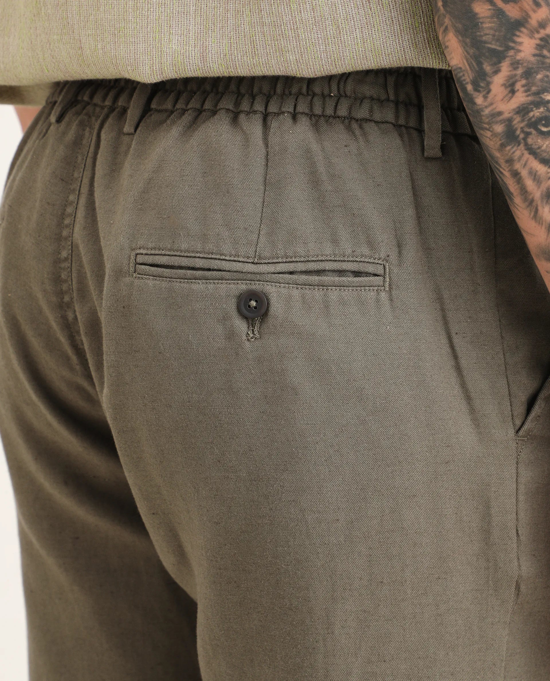 Rare Rabbit Men's Linol-T Dusky Olive Linen Blend Fabric Regular Fit Drawstring Plain Trouser