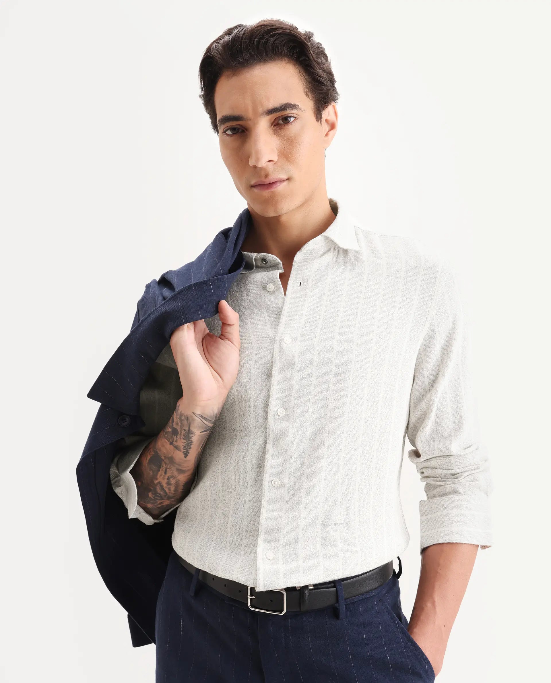 Rare Rabbit Men's Vico Off White Cotton Blend Fabric Spread Collar Regular Fit Striped Shirt