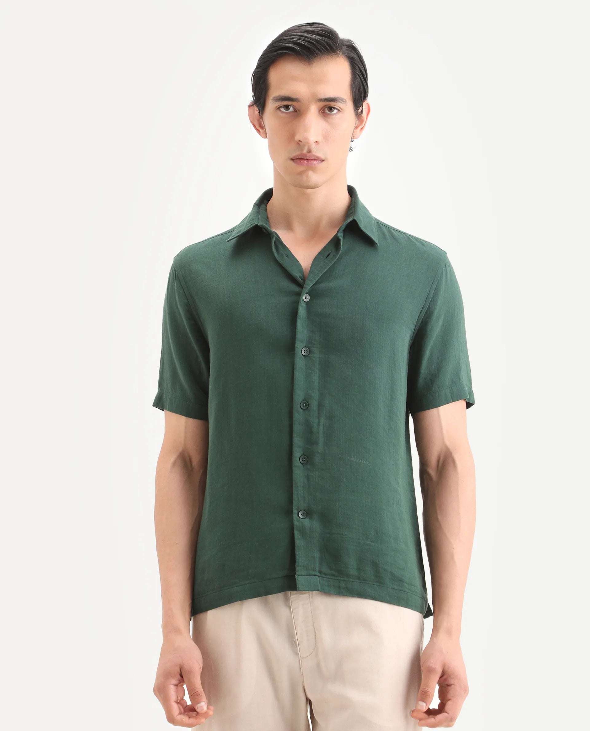Rare Rabbit Men's Layerr Ss Green Cotton Blend Plain Boxy Fit Full Sleeve Collared Shirt