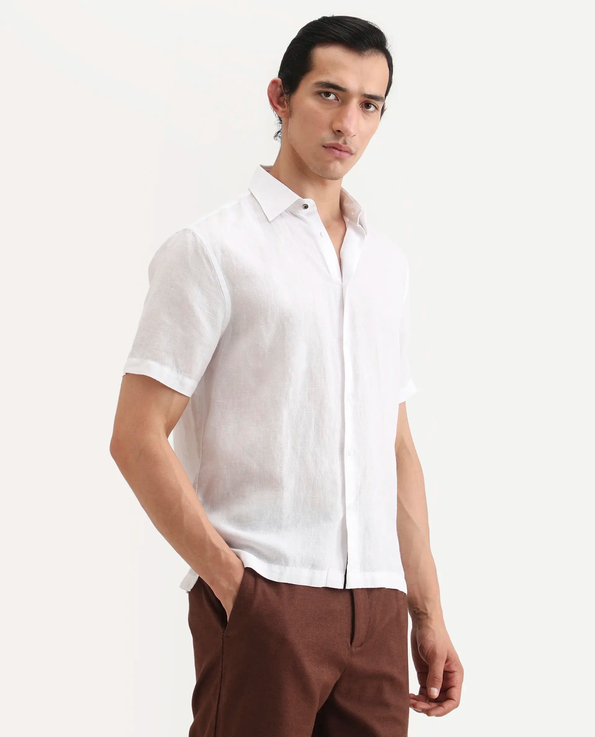 Rare Rabbit Men's Linex Ss White Linen Blend Fabric Half Sleeve Spread Collar Regular Fit Plain Shirt