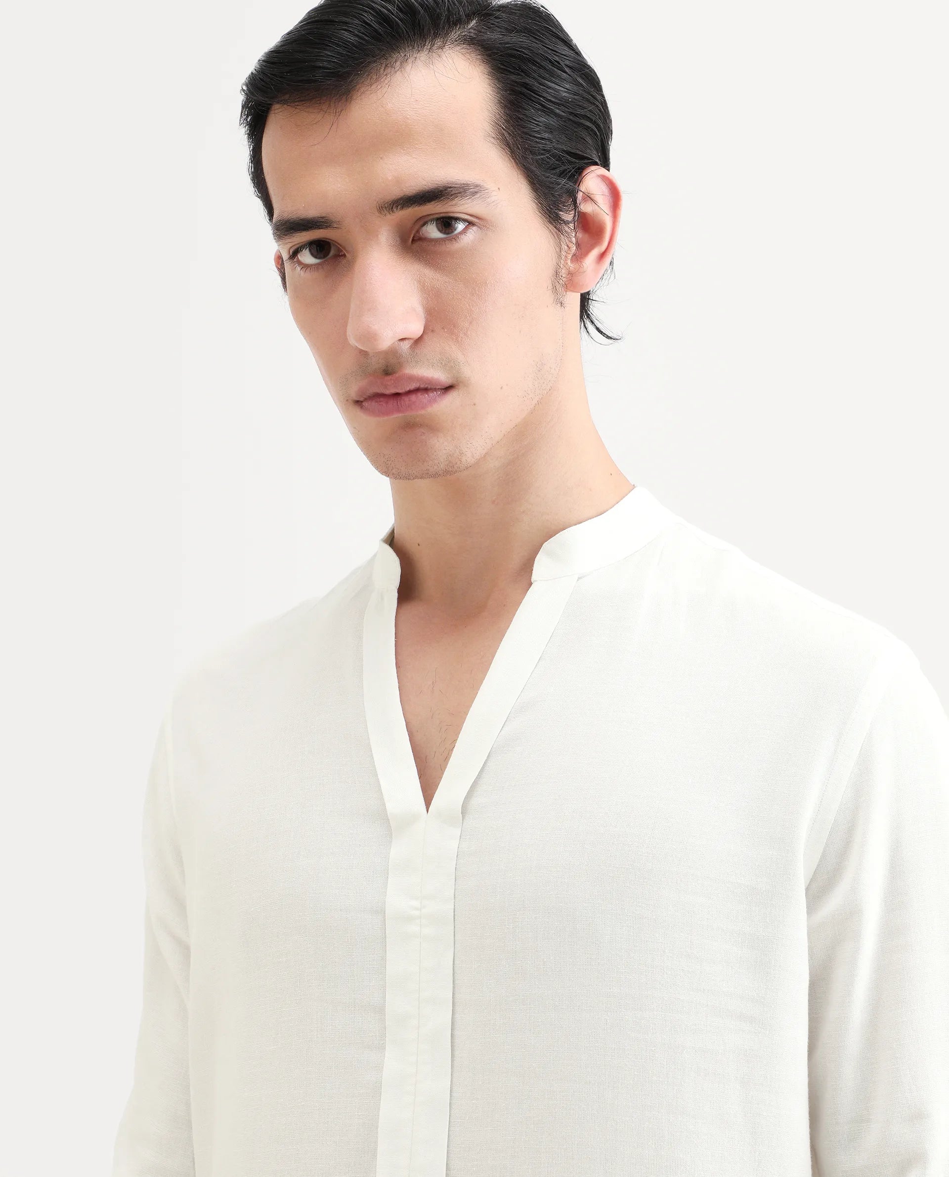 Rare Rabbit Men's Kurto-26 White Linen Blend Fabric Full Sleeve Mandarin Collar Regular Fit Plain Shirt
