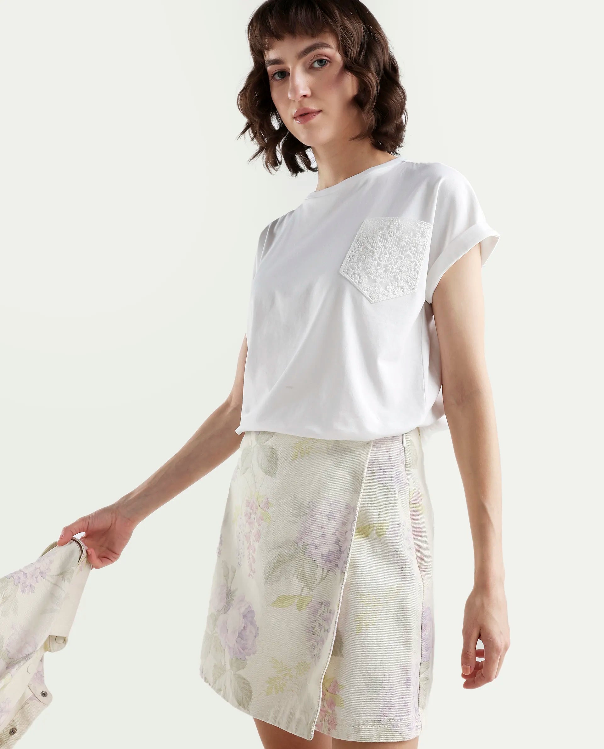 Rareism Women's Off White White Cotton Blend Half Sleeve Relaxed Fit Plain T-Shirt