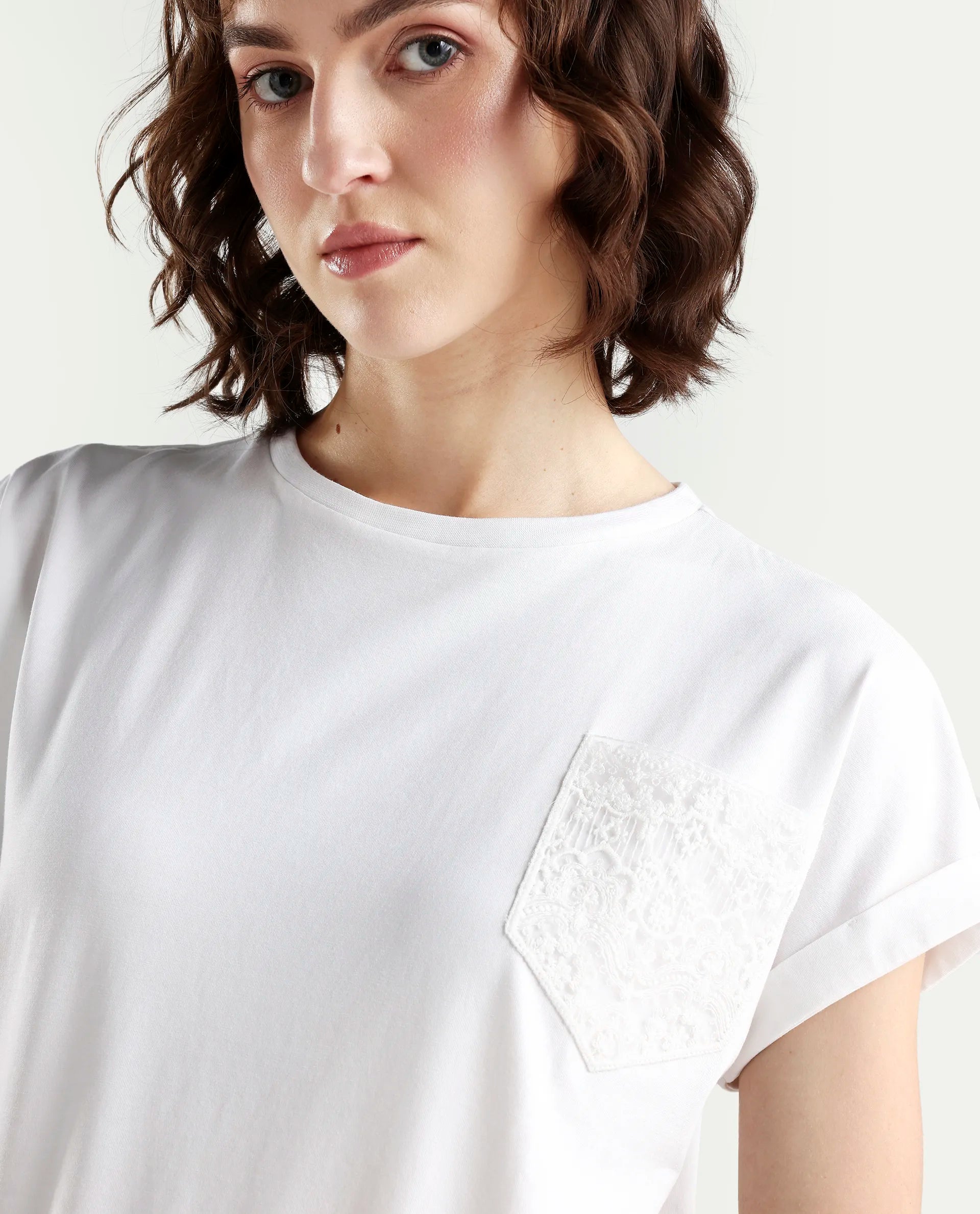 Rareism Women's Off White White Cotton Blend Half Sleeve Relaxed Fit Plain T-Shirt