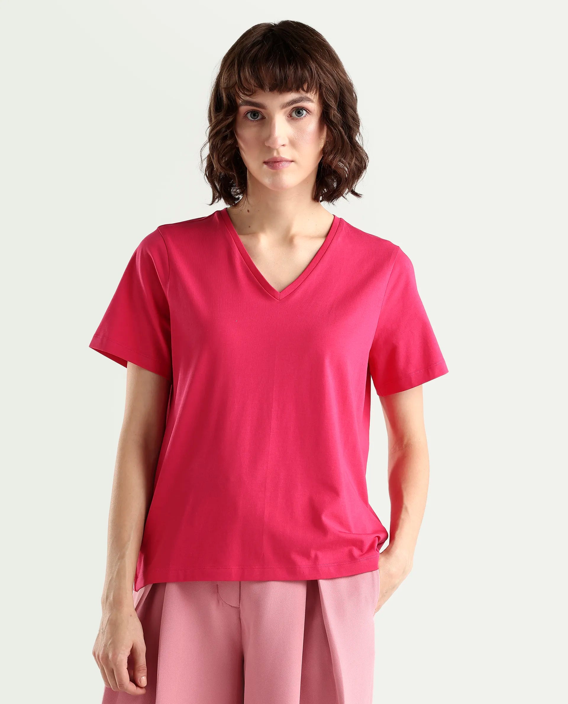 Rareism Women's Zin Dark Pink Cotton Blend Half Sleeve Relaxed Fit Plain T-Shirt