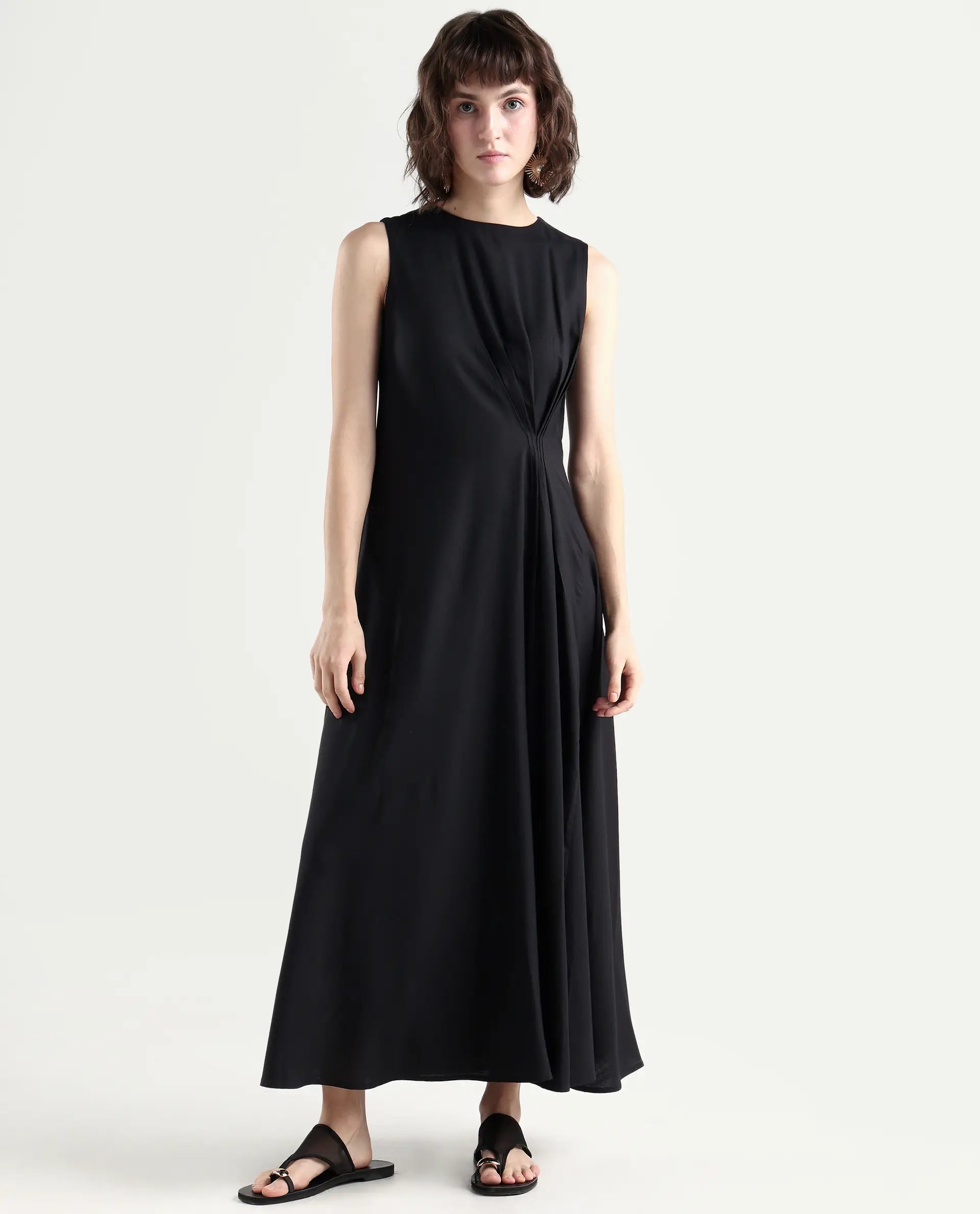 Rareism Women's Clasero Black Viscose Blend Sleeveless A-Line Plain Dress