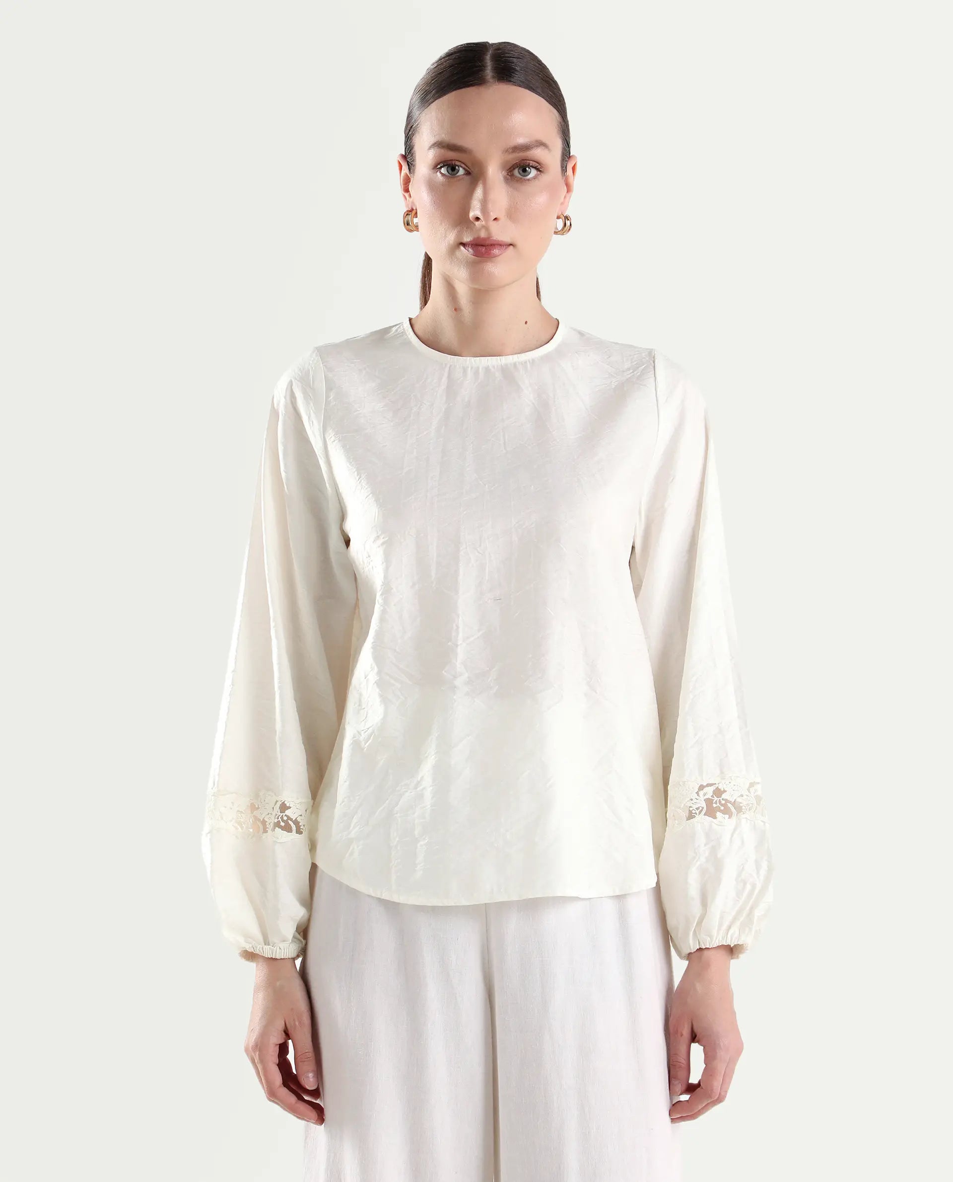 Rareism Women's Vaeli Off White Viscose Blend Full Sleeve Relaxed Fit Plain Top