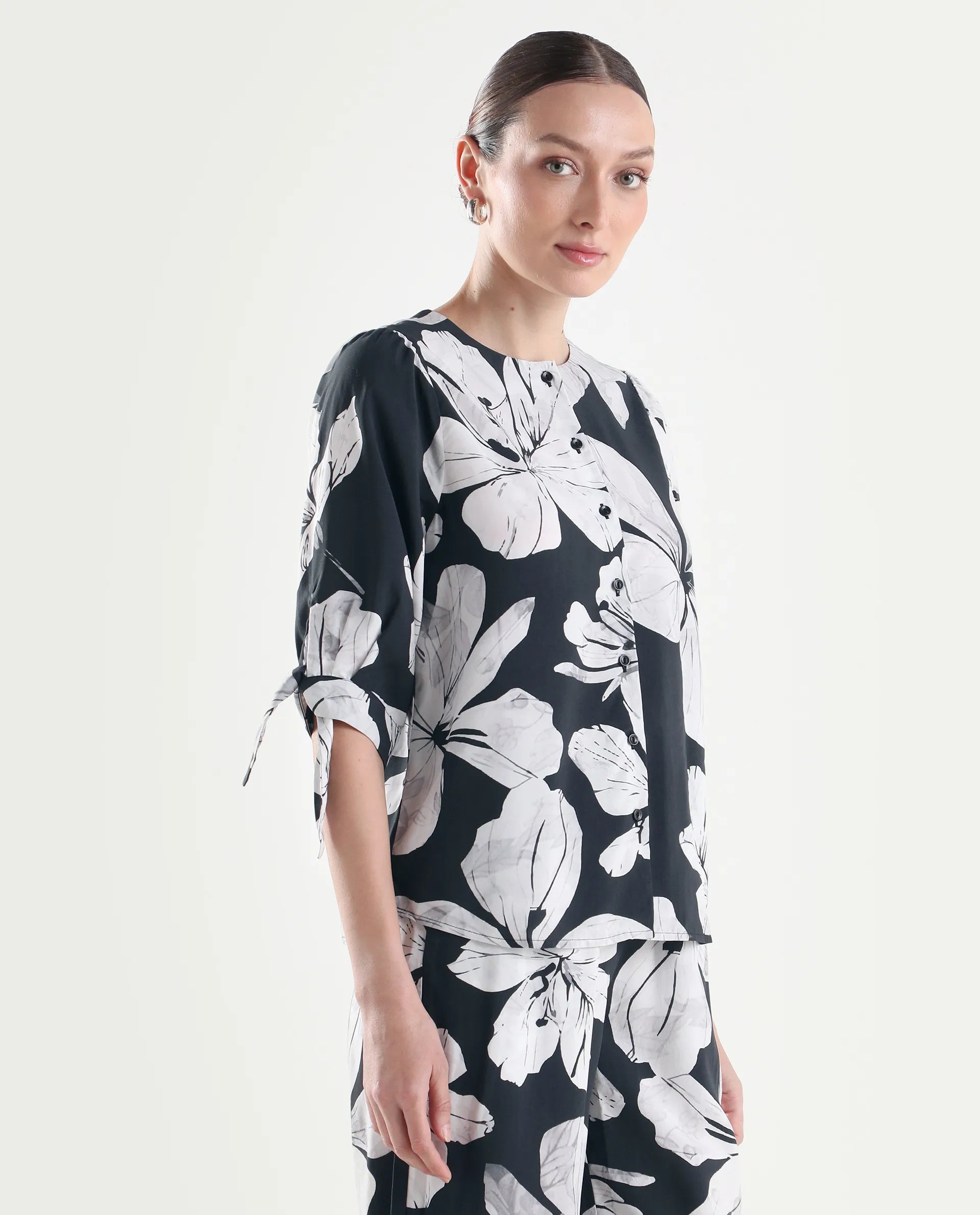 Rareism Women's Vasha-T Black Viscose Half Sleeve Relaxed Fit Floral Print Top