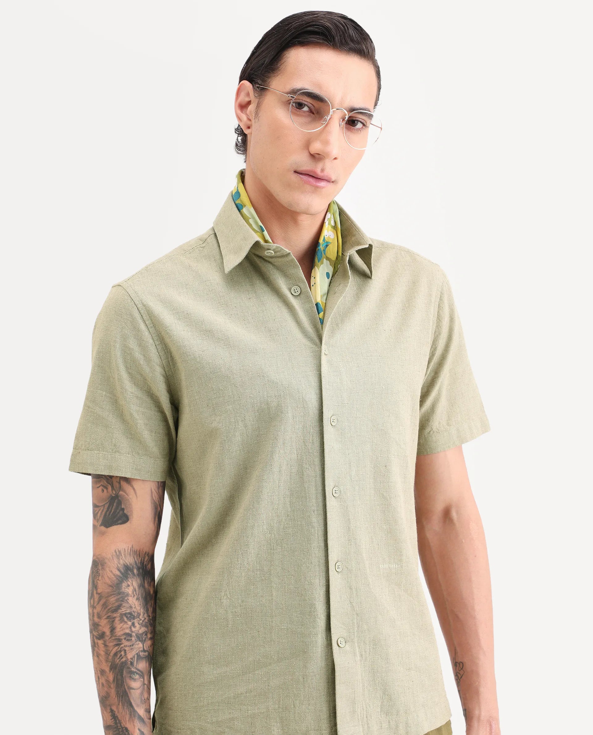Rare Rabbit Men's Rode Green Linen Blend Fabric Half Sleeve Spread Collar Regular Fit Plain Shirt