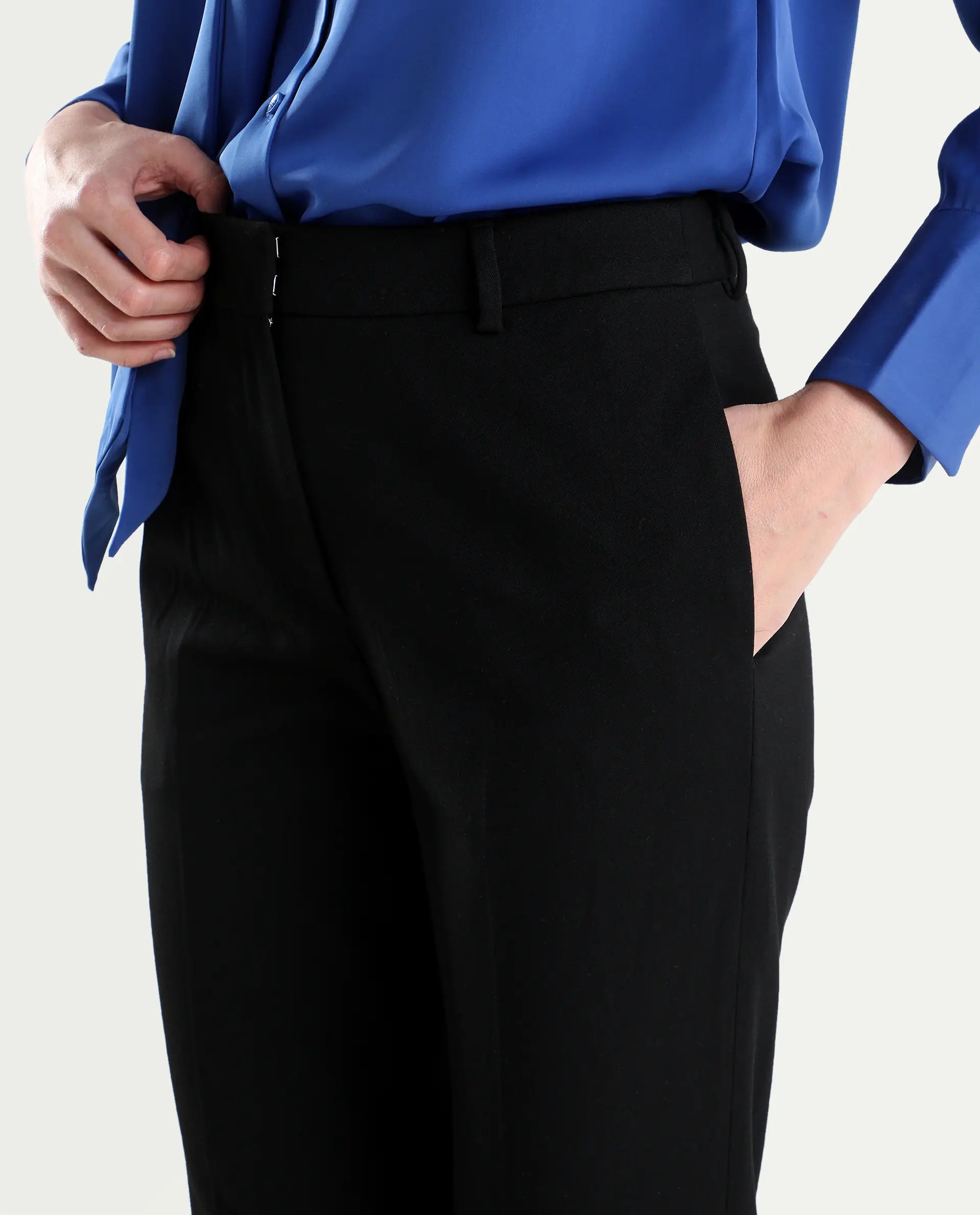 Rareism Women's Frare Black Viscose Fabric Bootcut Plain Trouser