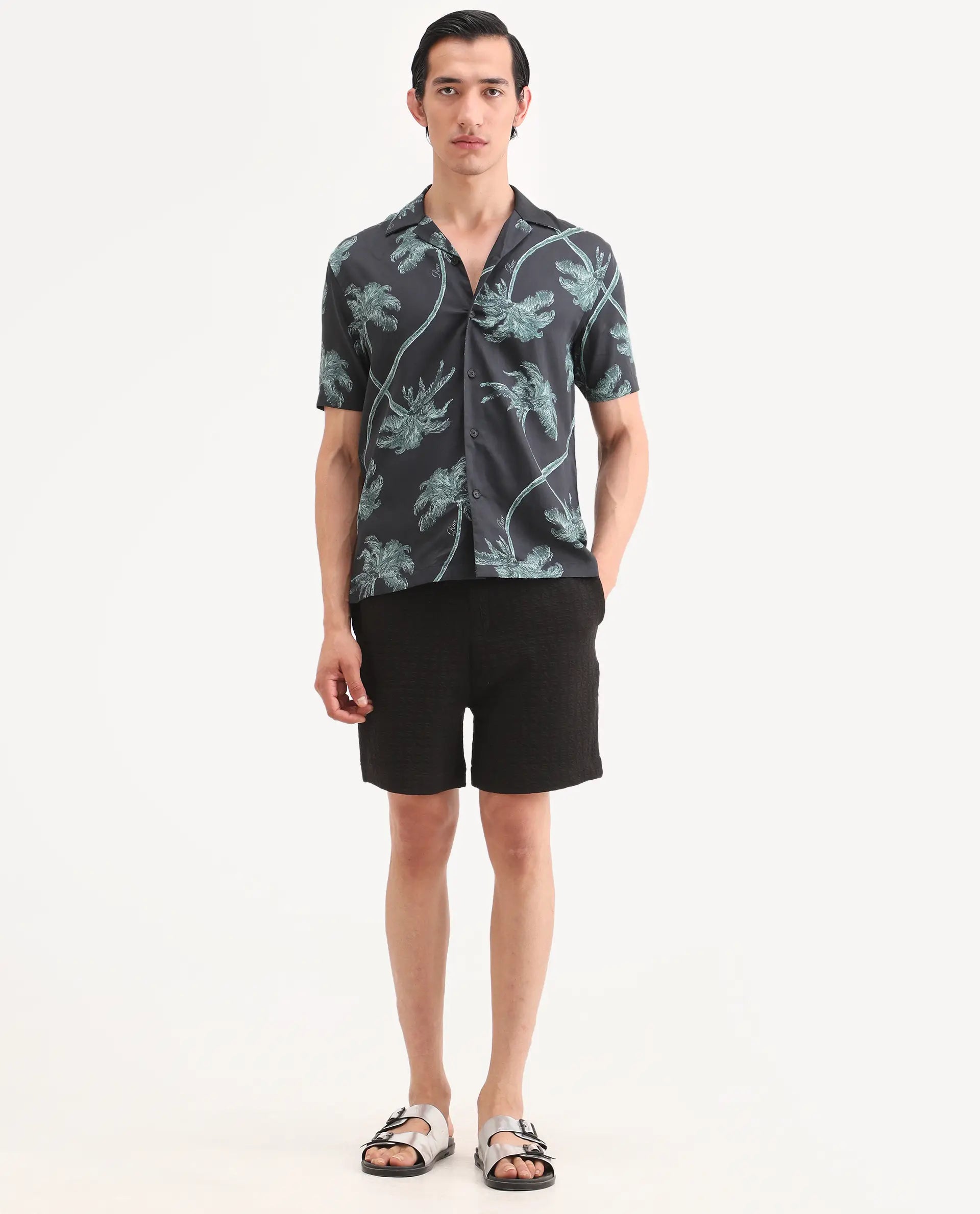 Rare Rabbit Men's Jas-2-Sh Black Cotton Blend Fabric Oversize Fit Jacquard Shorts