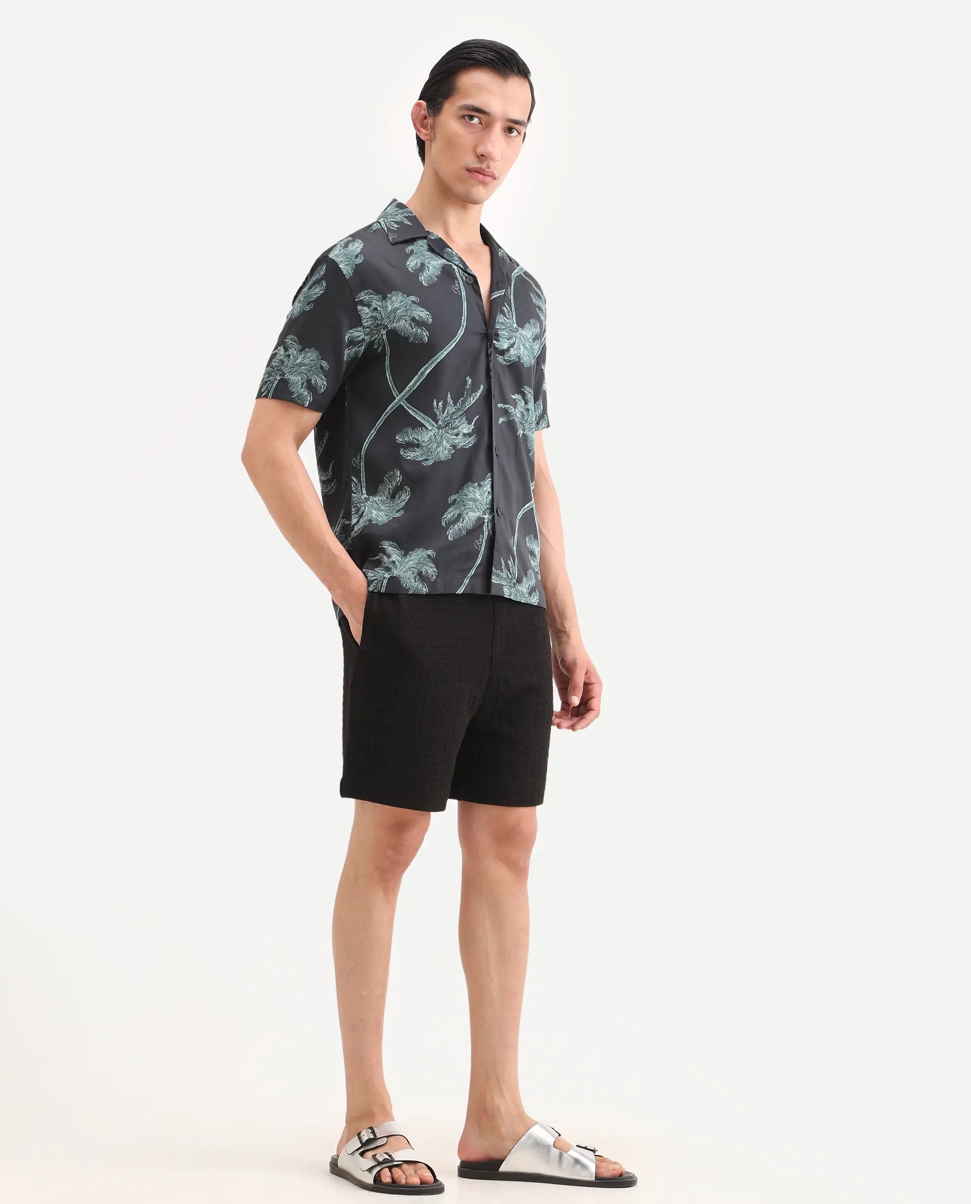 Rare Rabbit Men's Jas-2-Sh Black Cotton Blend Fabric Oversize Fit Jacquard Shorts