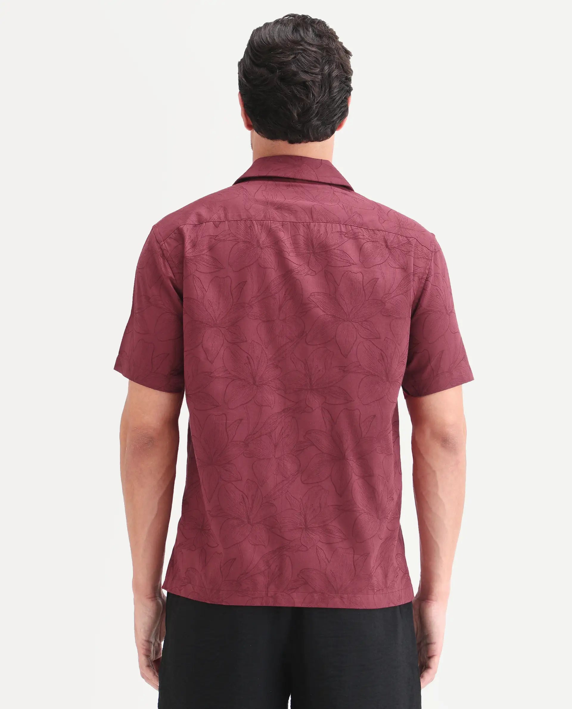 Rare Rabbit Men's Zyrn Red Cotton Blend Half Sleeve Cuban Collar Regular Fit Jacquard Shirt
