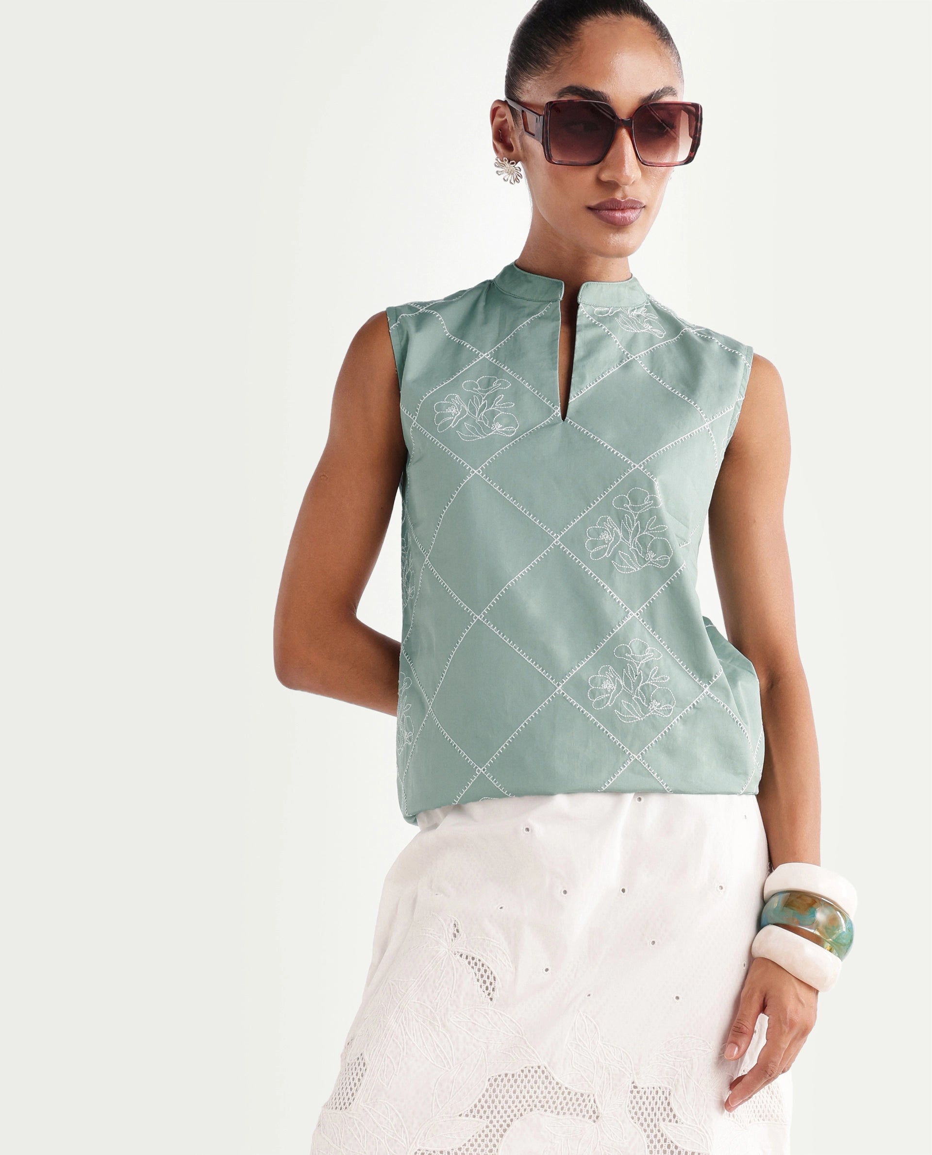 Rareism Women's Hax Dusky Green Cotton Sleeveless Band Collar Pull-On Regular Plain Top