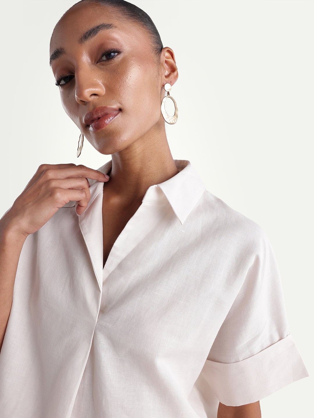 Rareism Women's Kasa Beige Linen Blend Johnny Collar Regular Plain Top