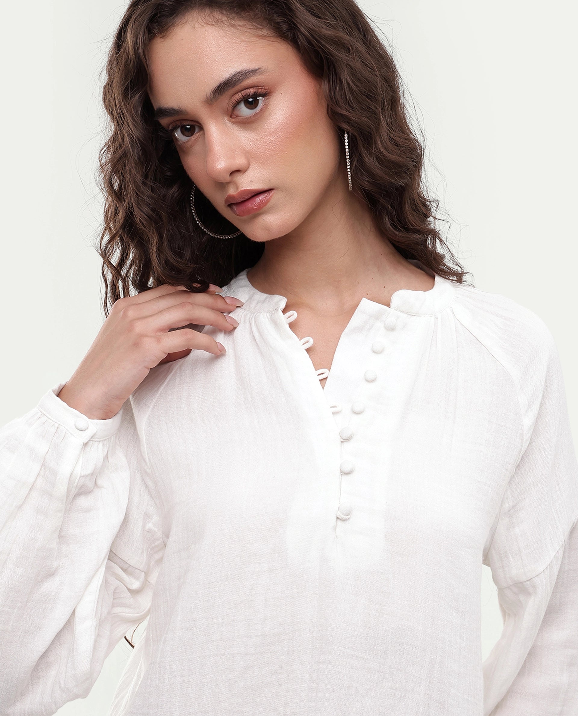 Rareism Women's Rudin White Cotton Band Collar Relaxed Plain Top