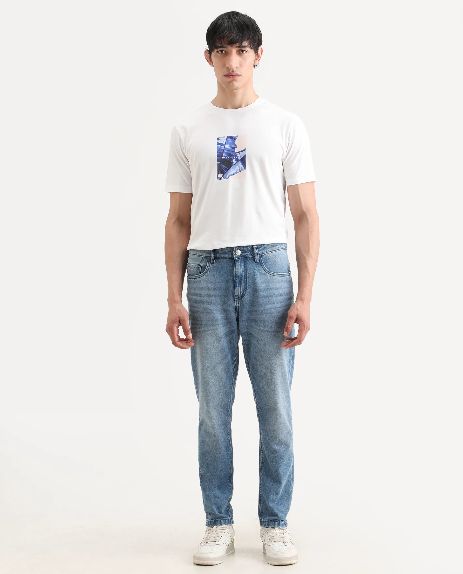 Rare Rabbit Men's Fynn Light Blue Cotton Fabric Kurt Carrot Plain Jeans