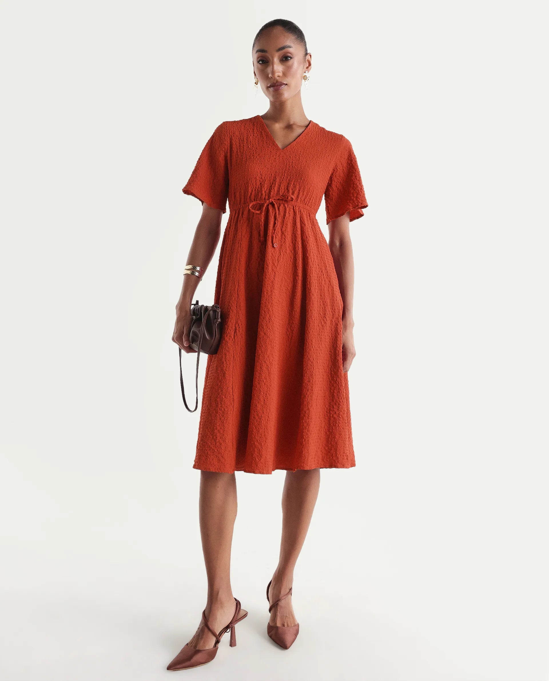 Rareism Women's Vondien Rust Polyester Half Sleeve V-Neck Flared Dress